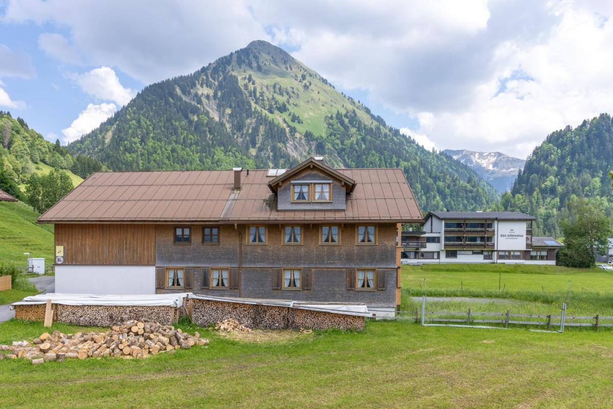 Haus Maria-Theresia view 3