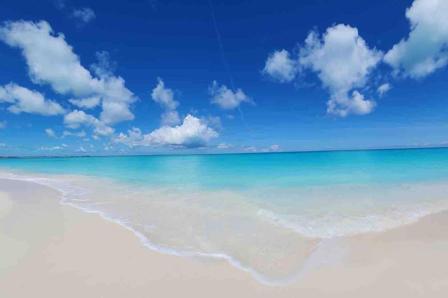 King Bedroom Suite at ParadiseOneVilla Turks and Caicos Islands view 5