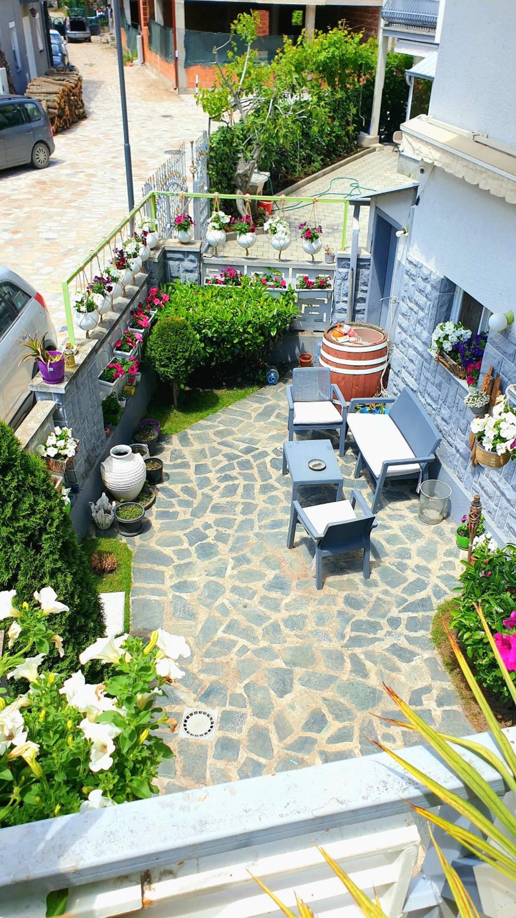 Gago Apartments