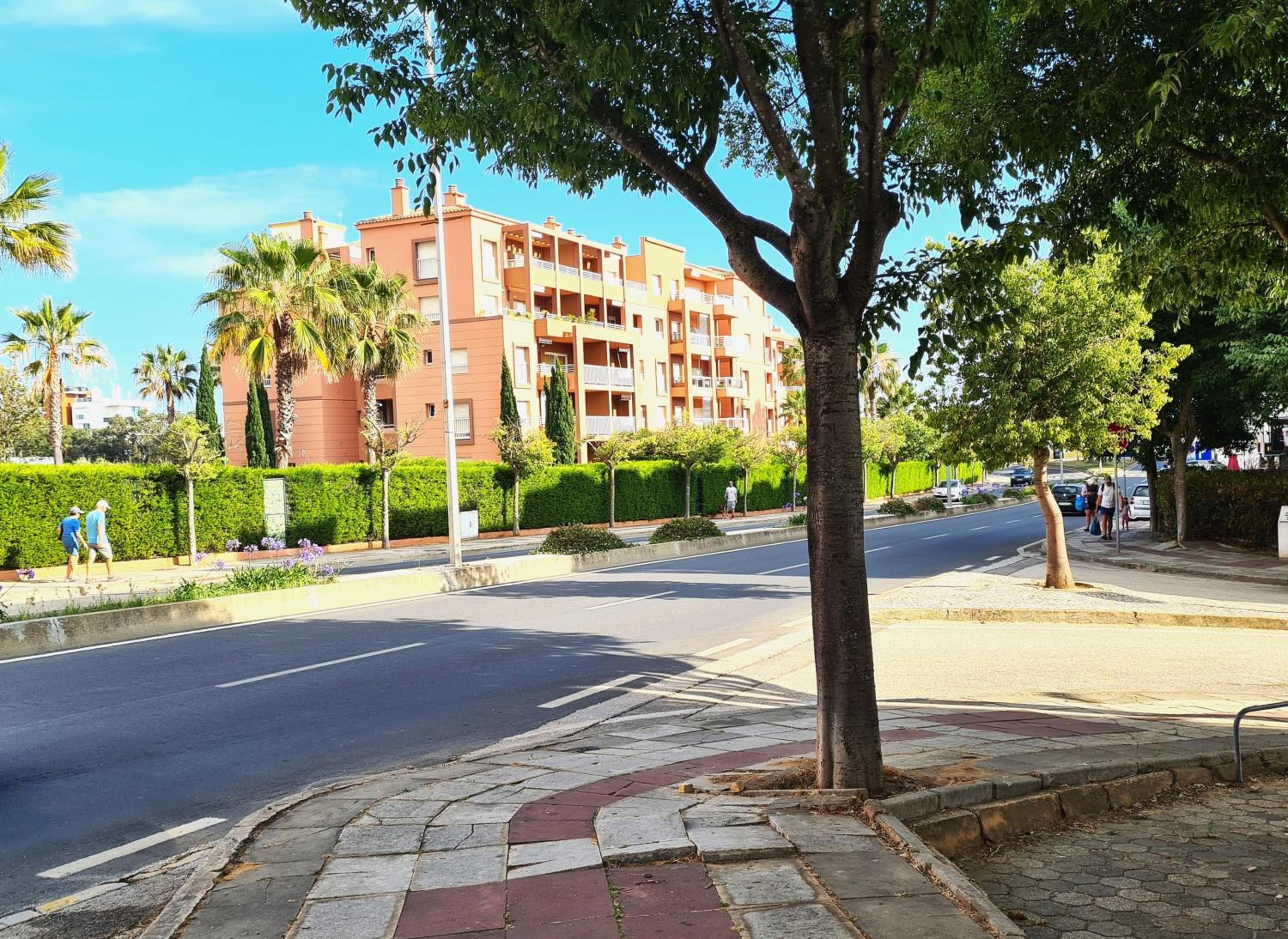 Tropical Praia da Rocha Apartment view 4