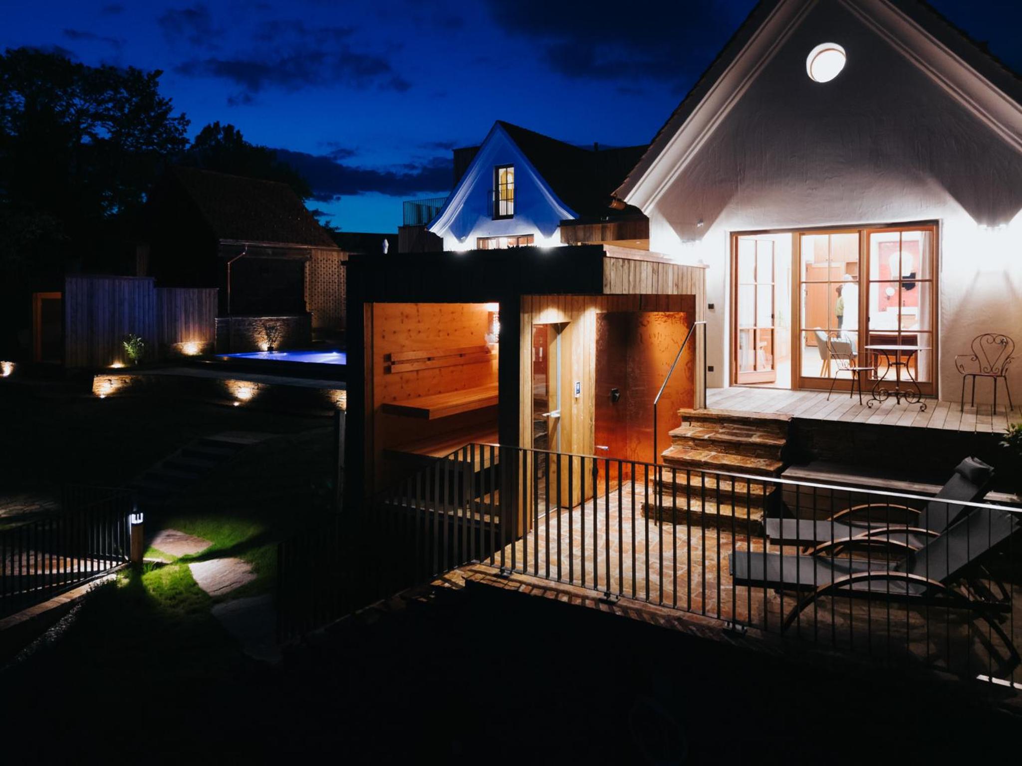 Am Wildbachberg - Luxus Ferienhäuser mit Infinitypool, Privatsauna und Weinkeller
