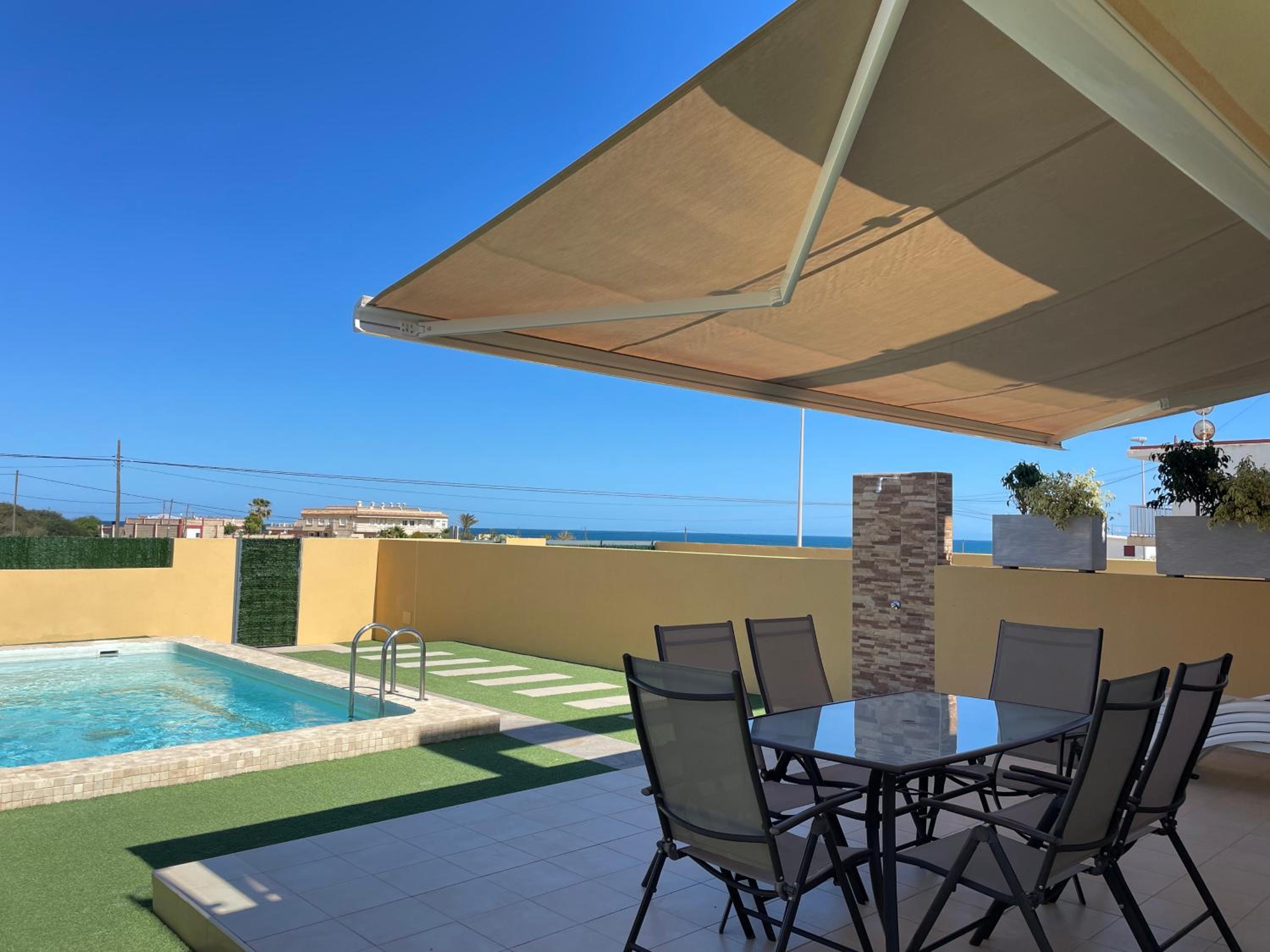 Duplex con piscina individual y vistas al mar en Torrevieja view 4