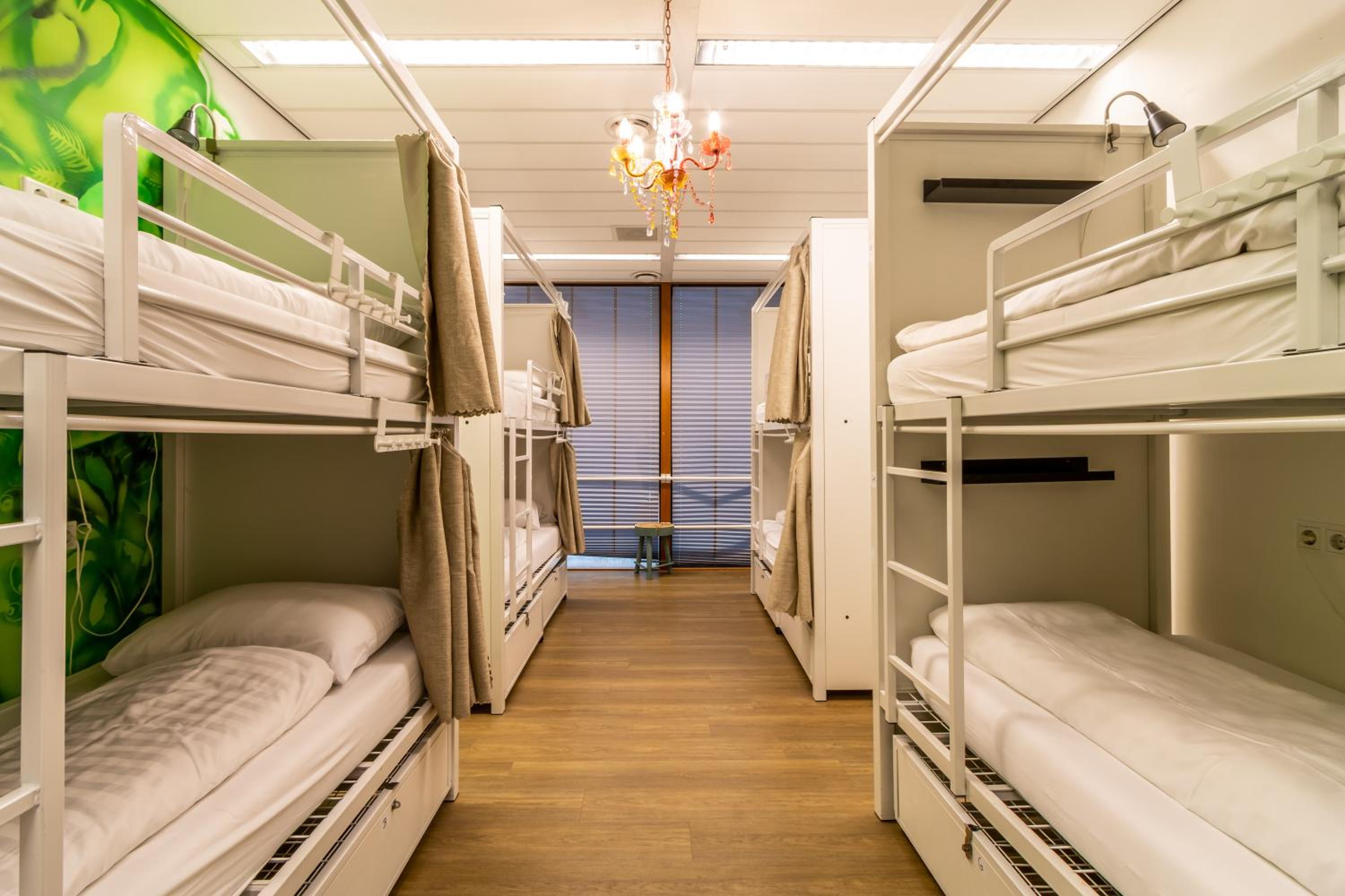 Hostelle - women only hostel Amsterdam