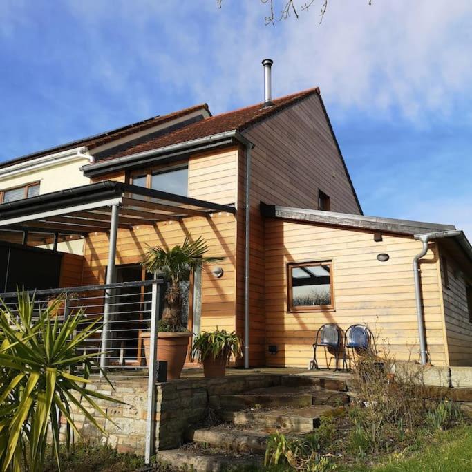 Hide on the Hill Cottage