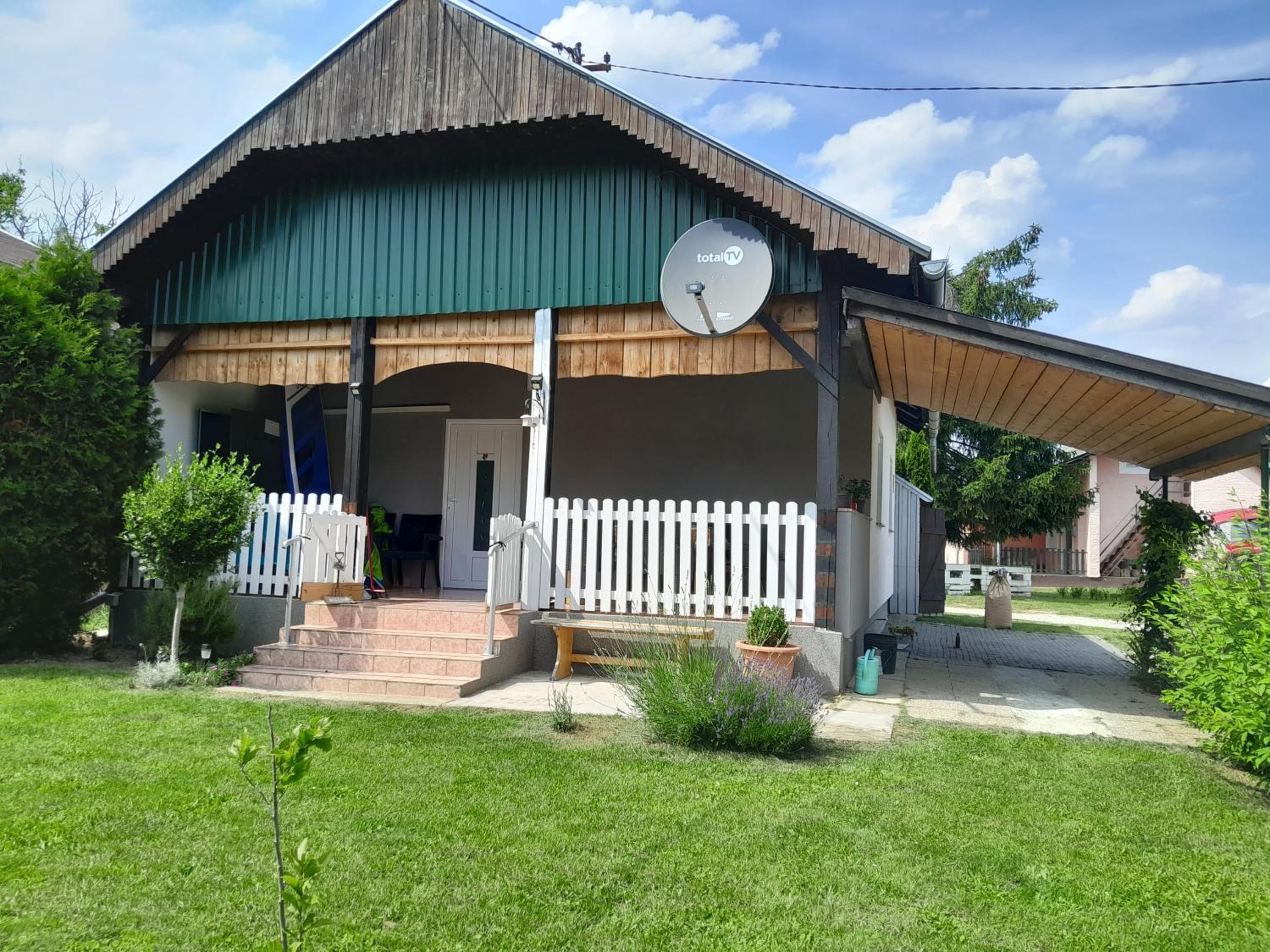 Photo 25