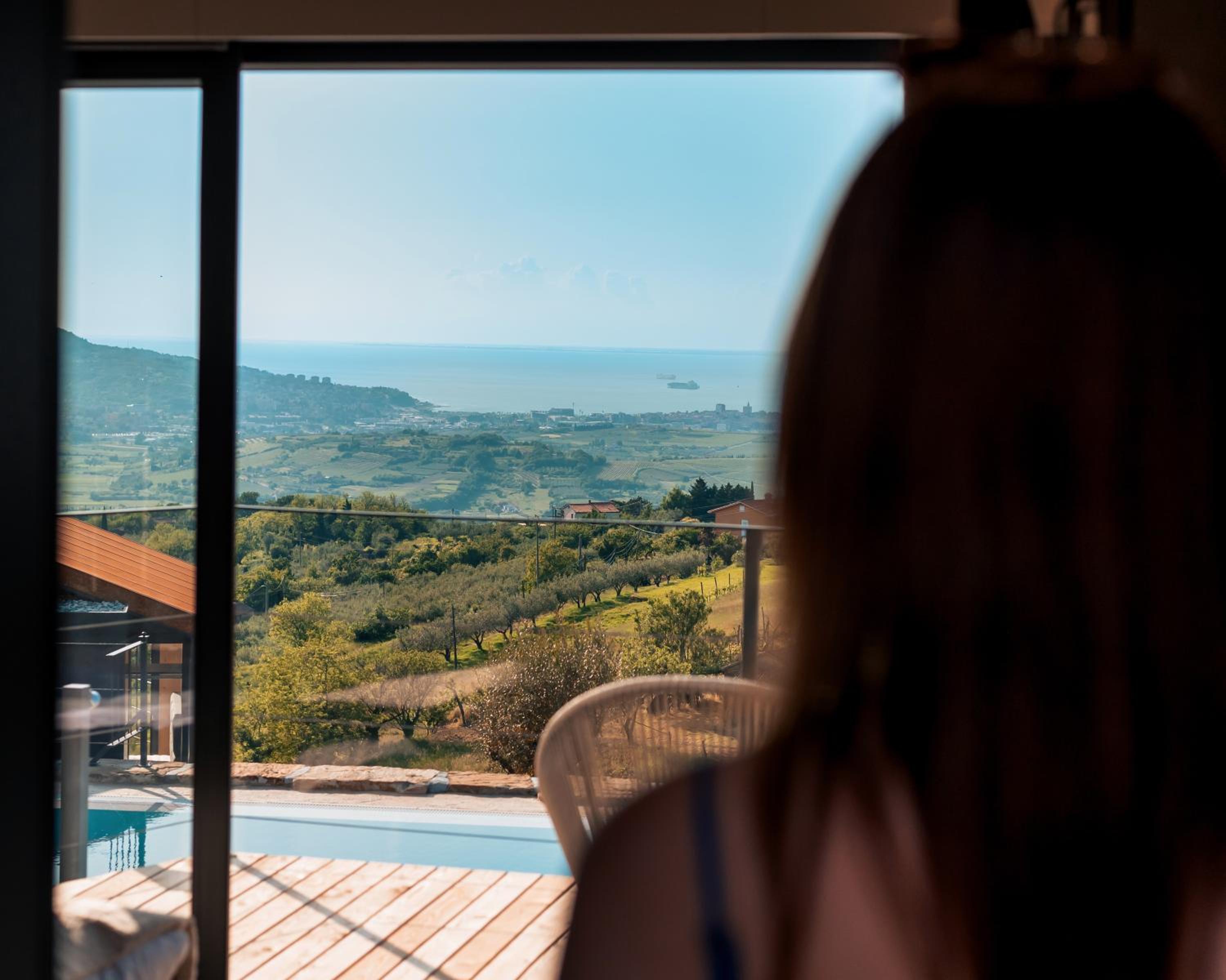 Wine Paradise - Glamping resort view 3