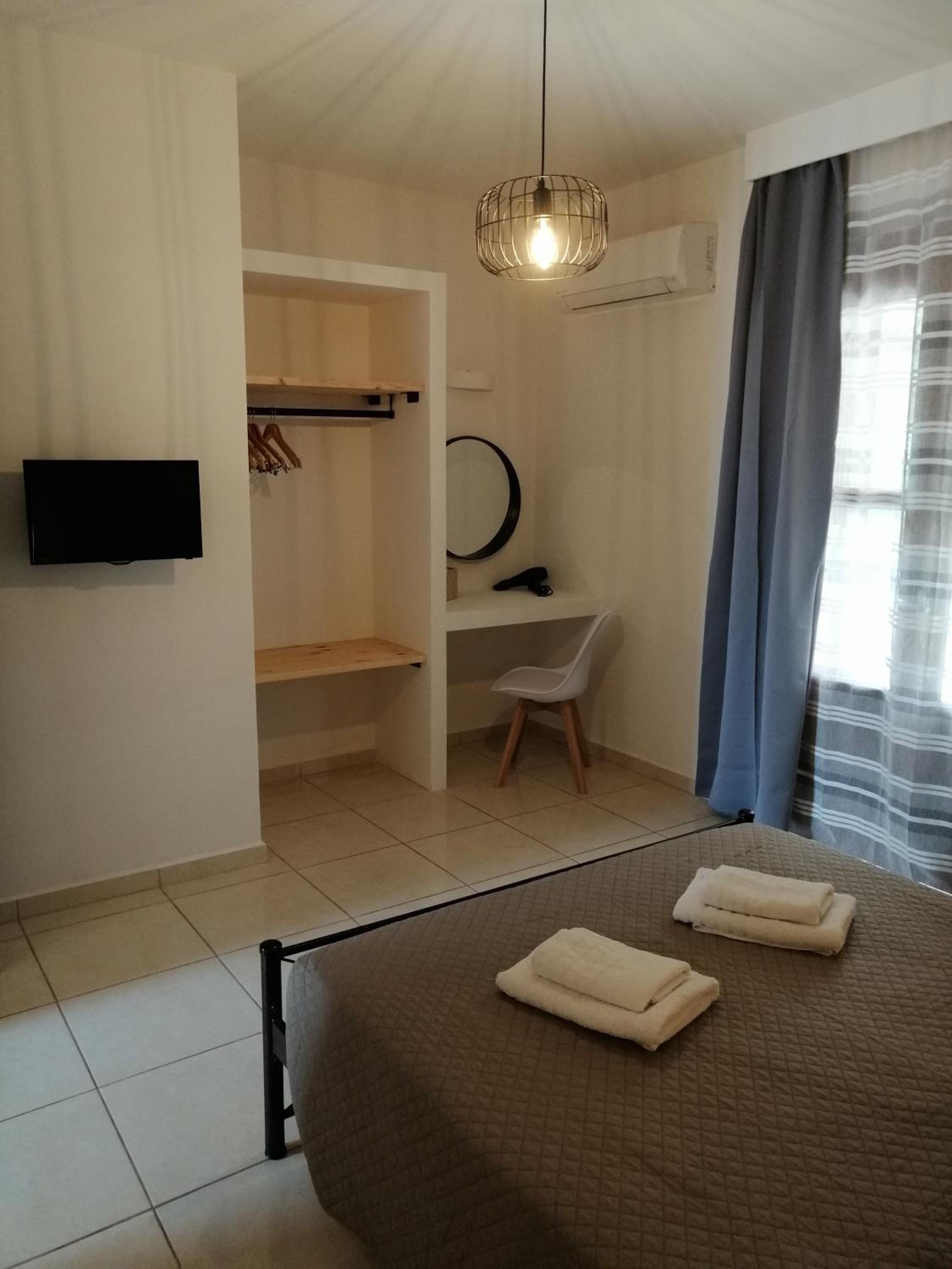 OASIS APARTMENTS