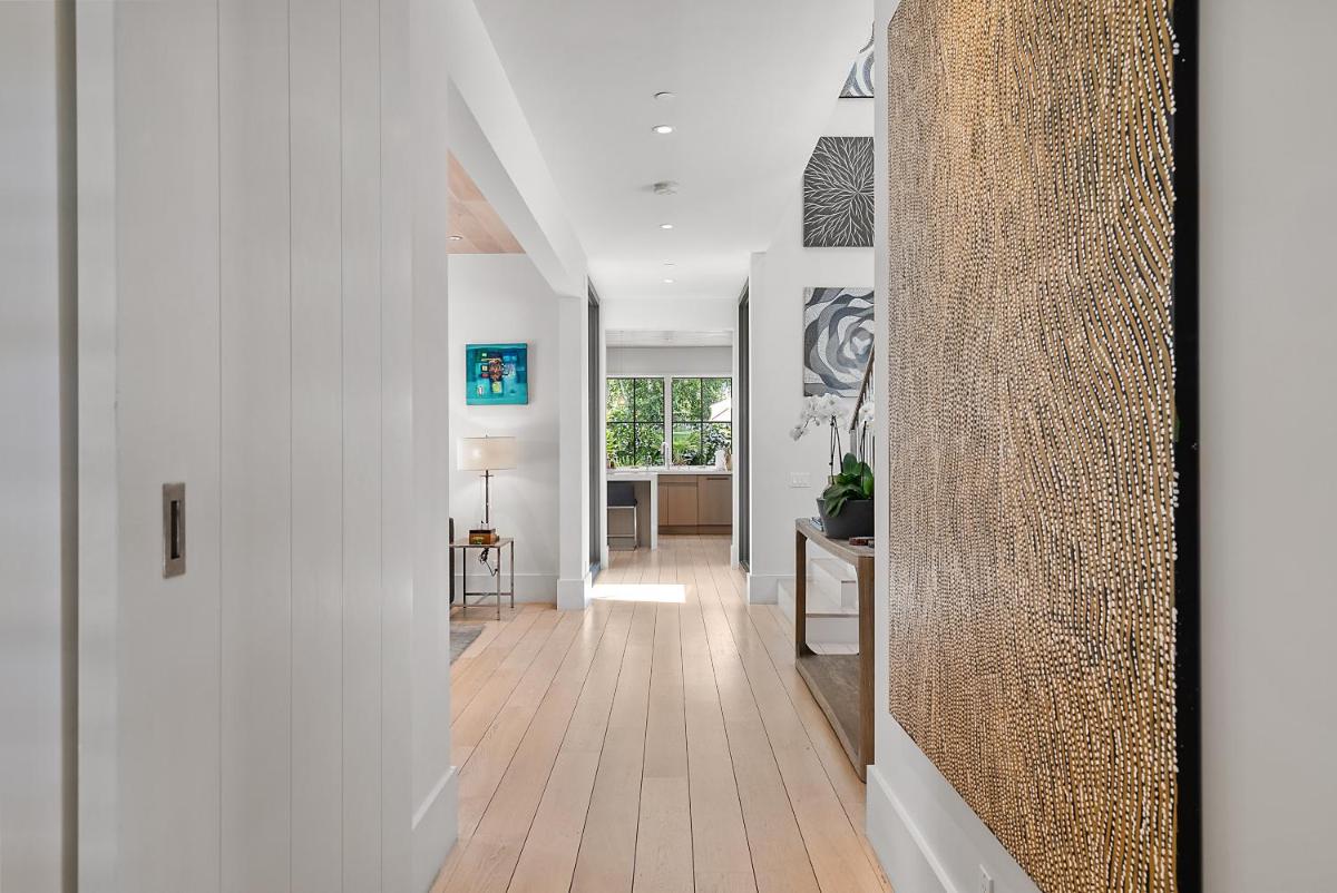 Modern Architectural Oasis in Menlo Park view 2