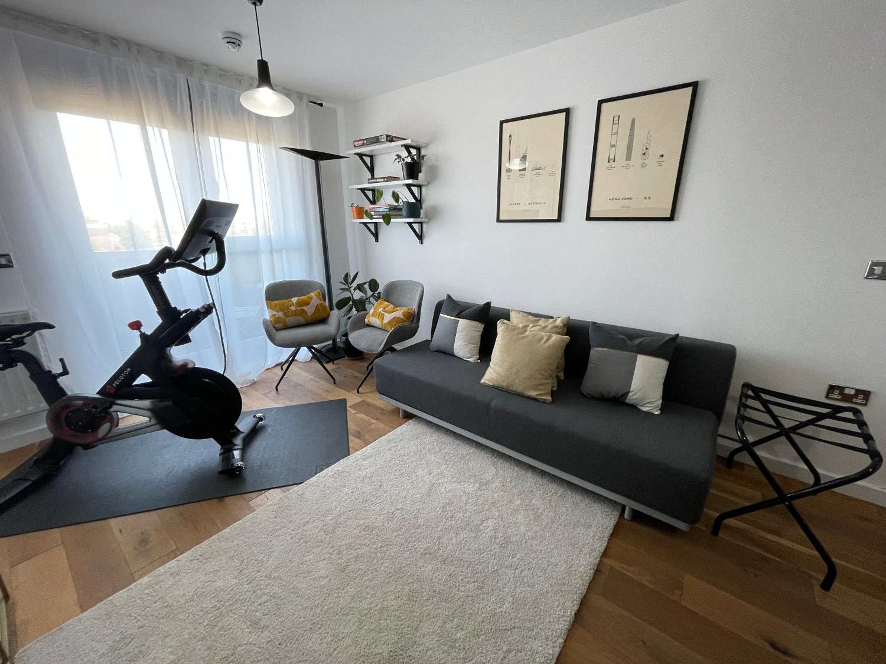 Peloton Organic Health Apartment in Angel, Old Street, Islington