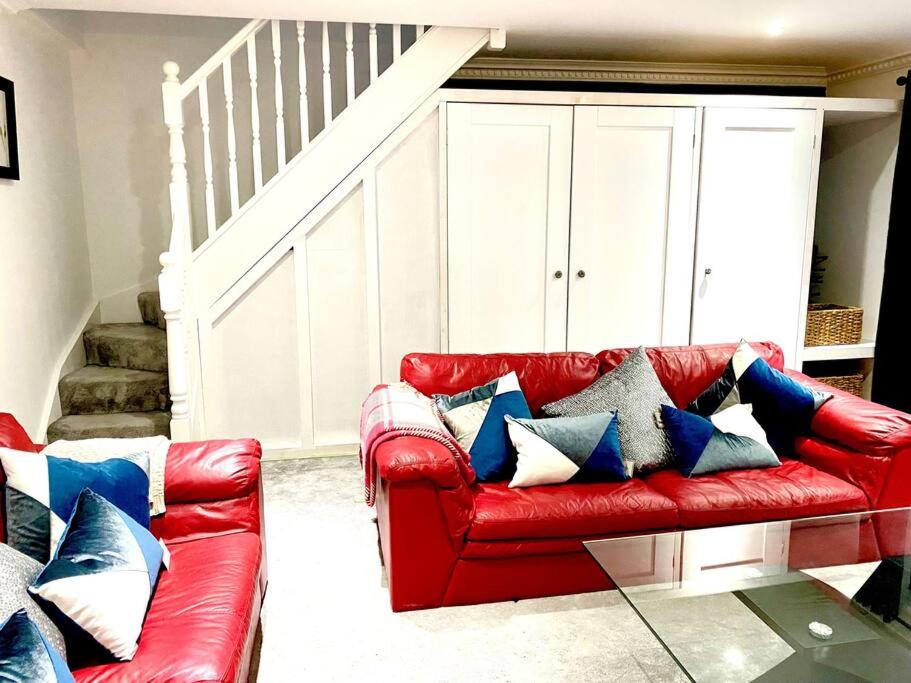 The Lodge Annex - immaculate coastal property