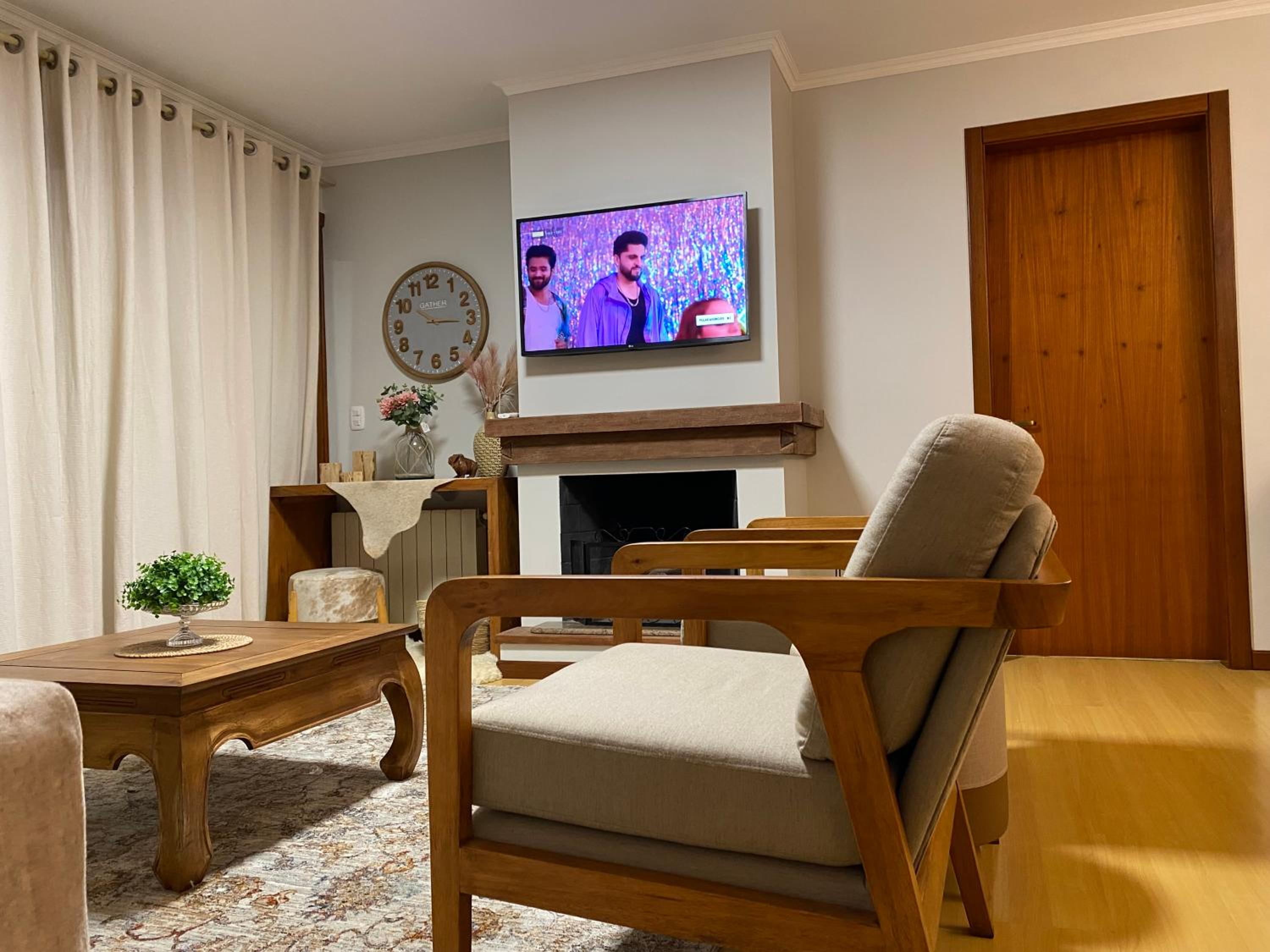 LUXUOSO APT ALMERIS PECCIN no Centro de GRAMADO