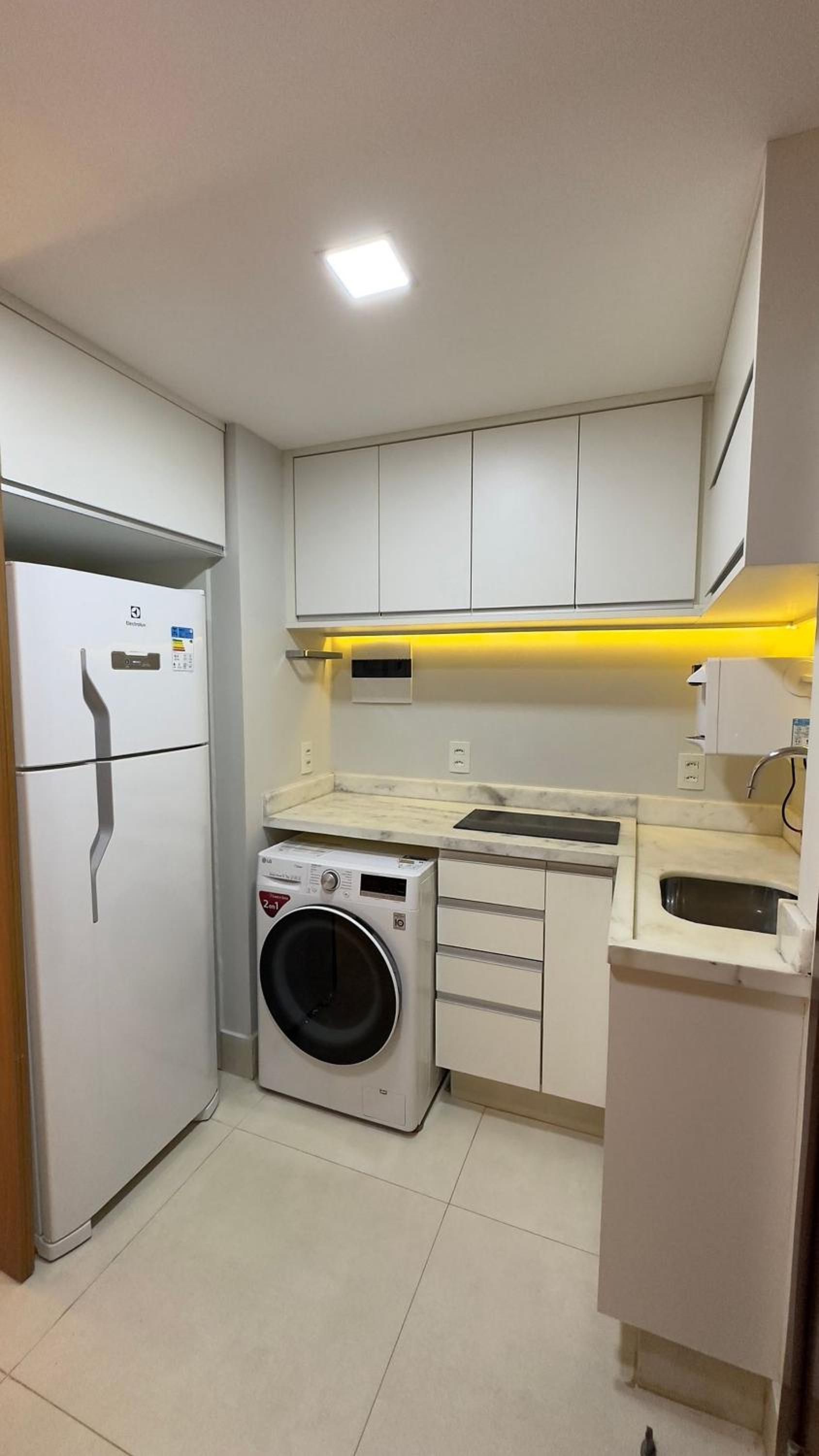 Complete flat in the center of Brasilia.