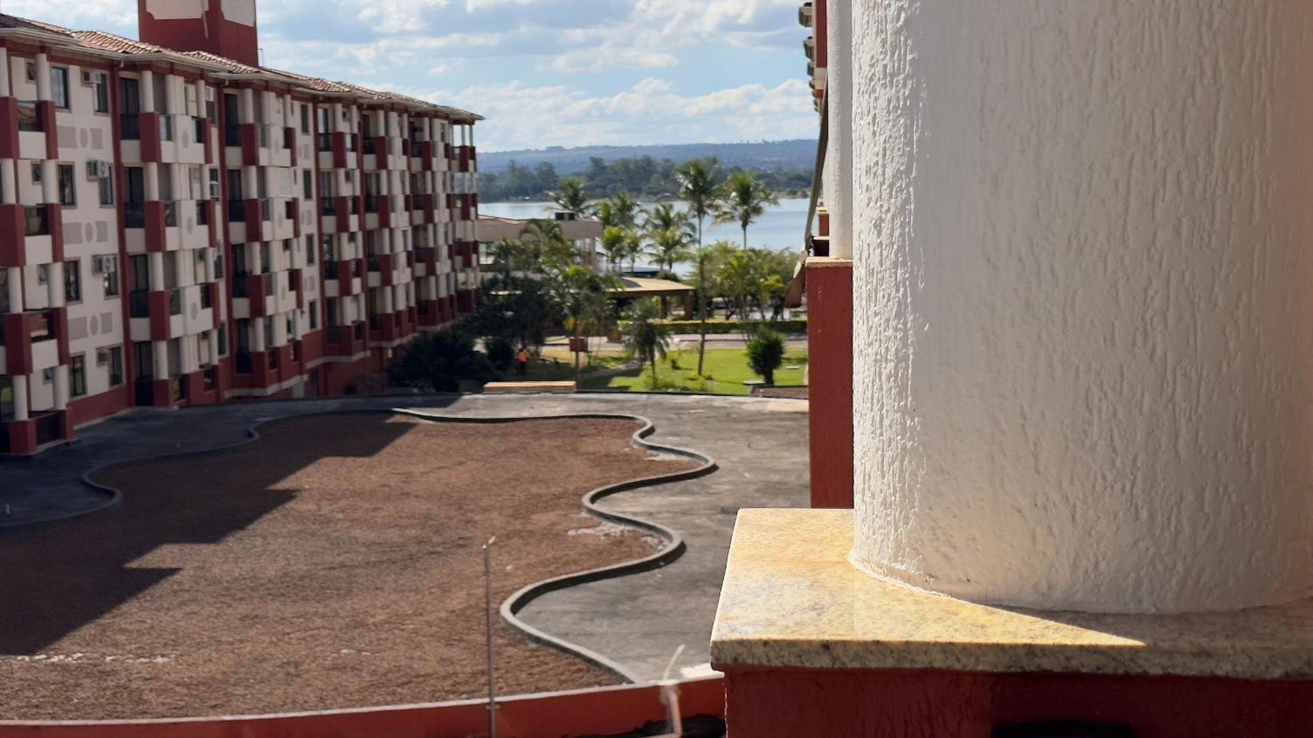 Complete flat in the center of Brasilia.