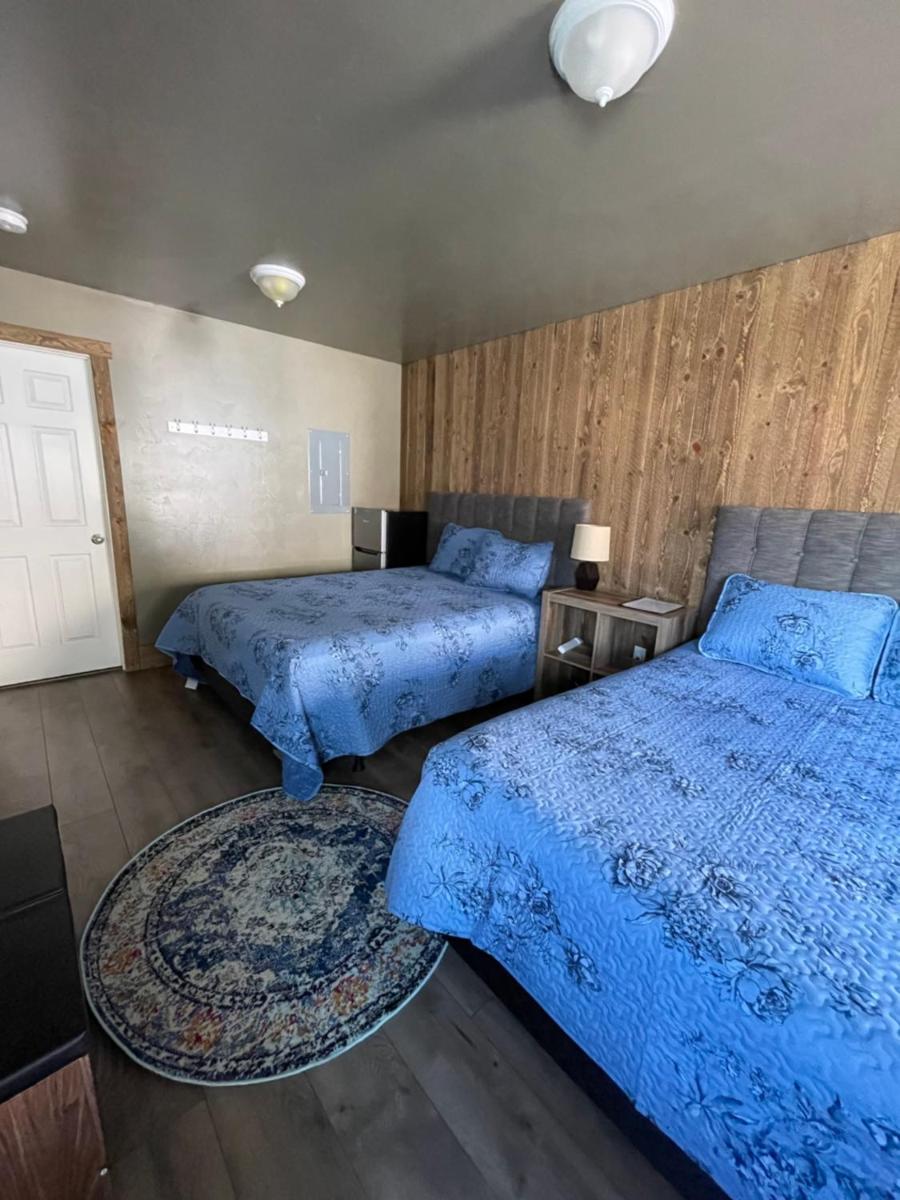 ParkWay Yellowstone Guest House Room #1 view 5