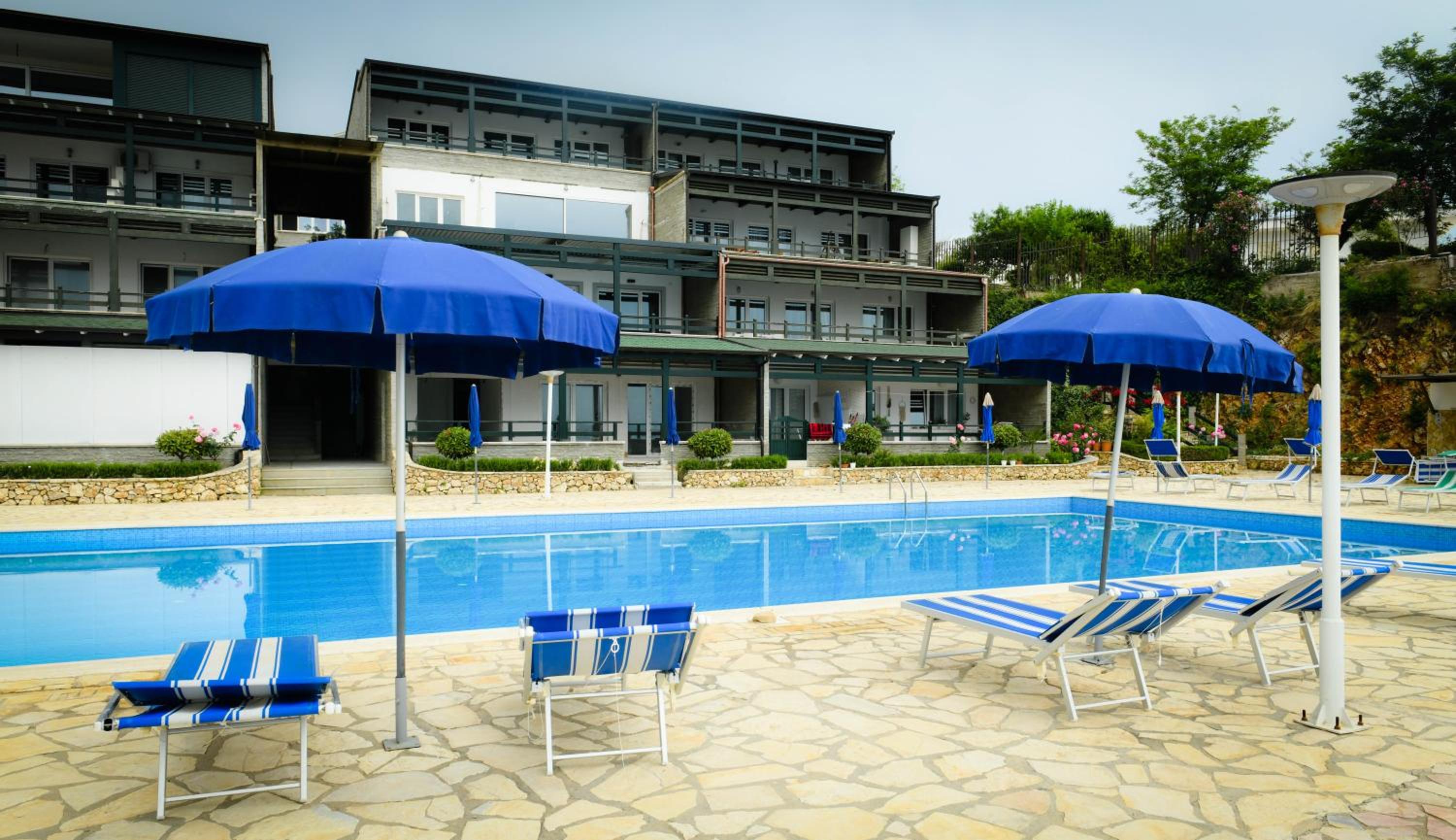 Vila Rina at Aquamarine Residence