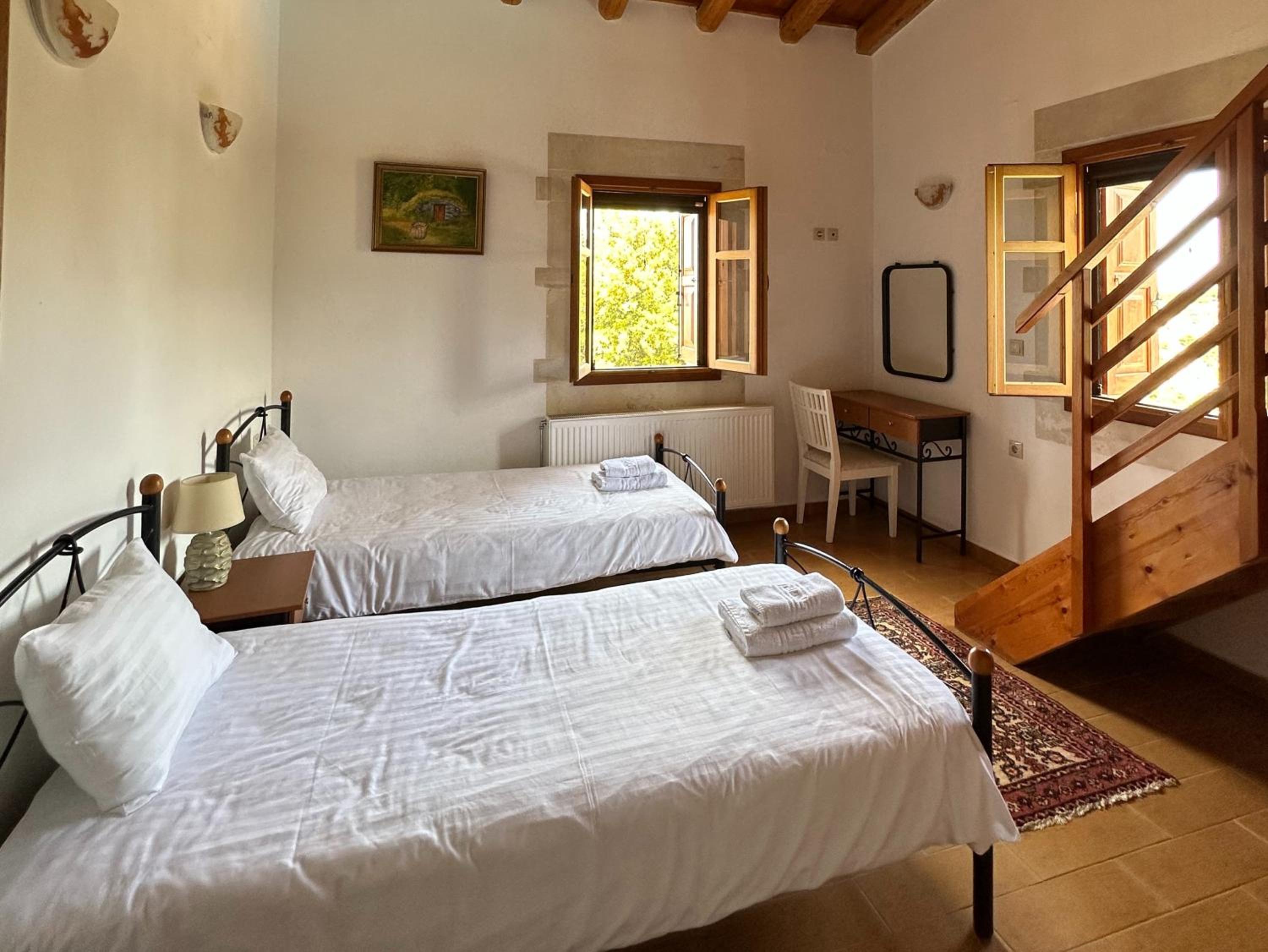 Ancient Eleftherna Villas