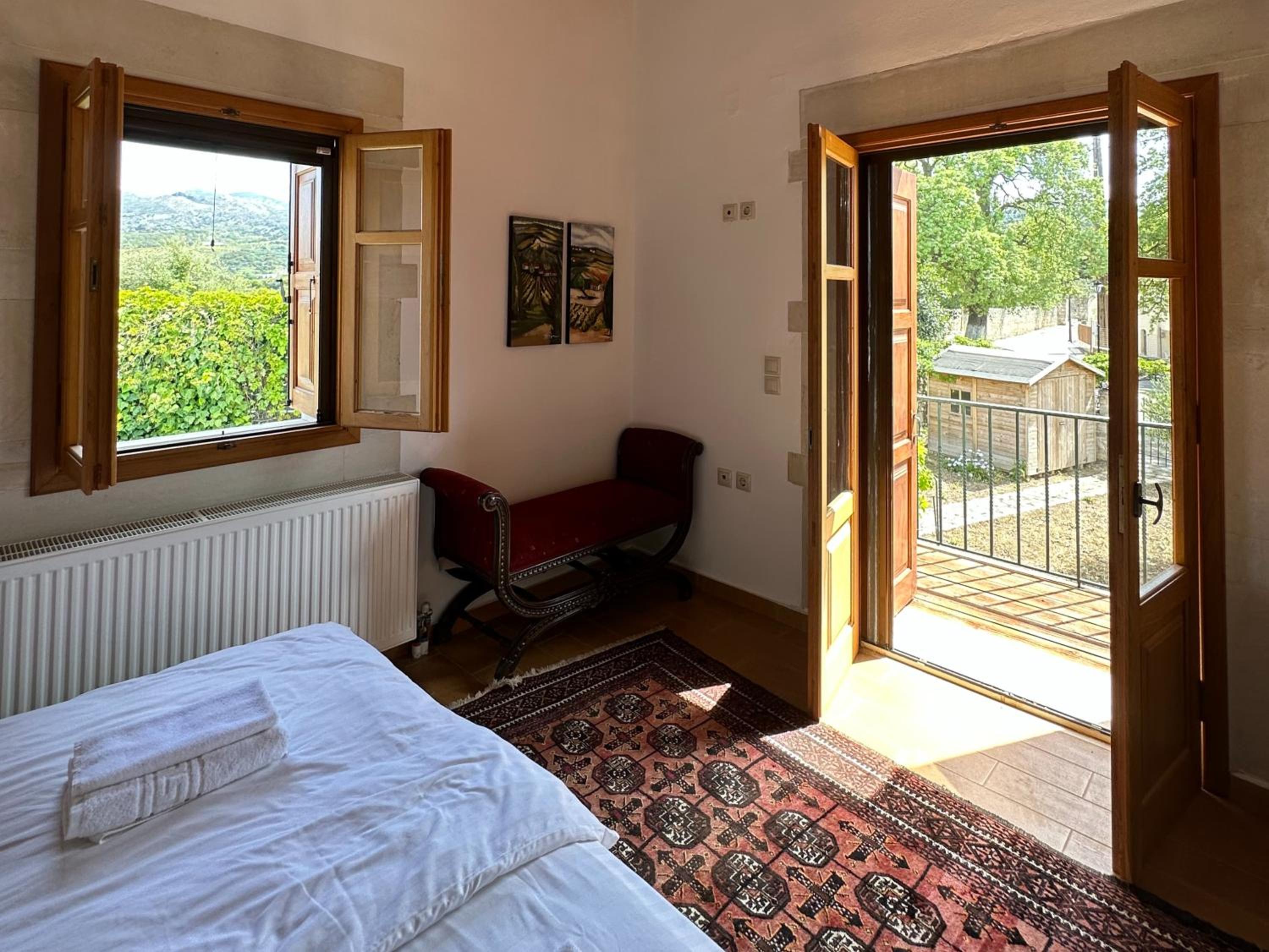 Ancient Eleftherna Villas