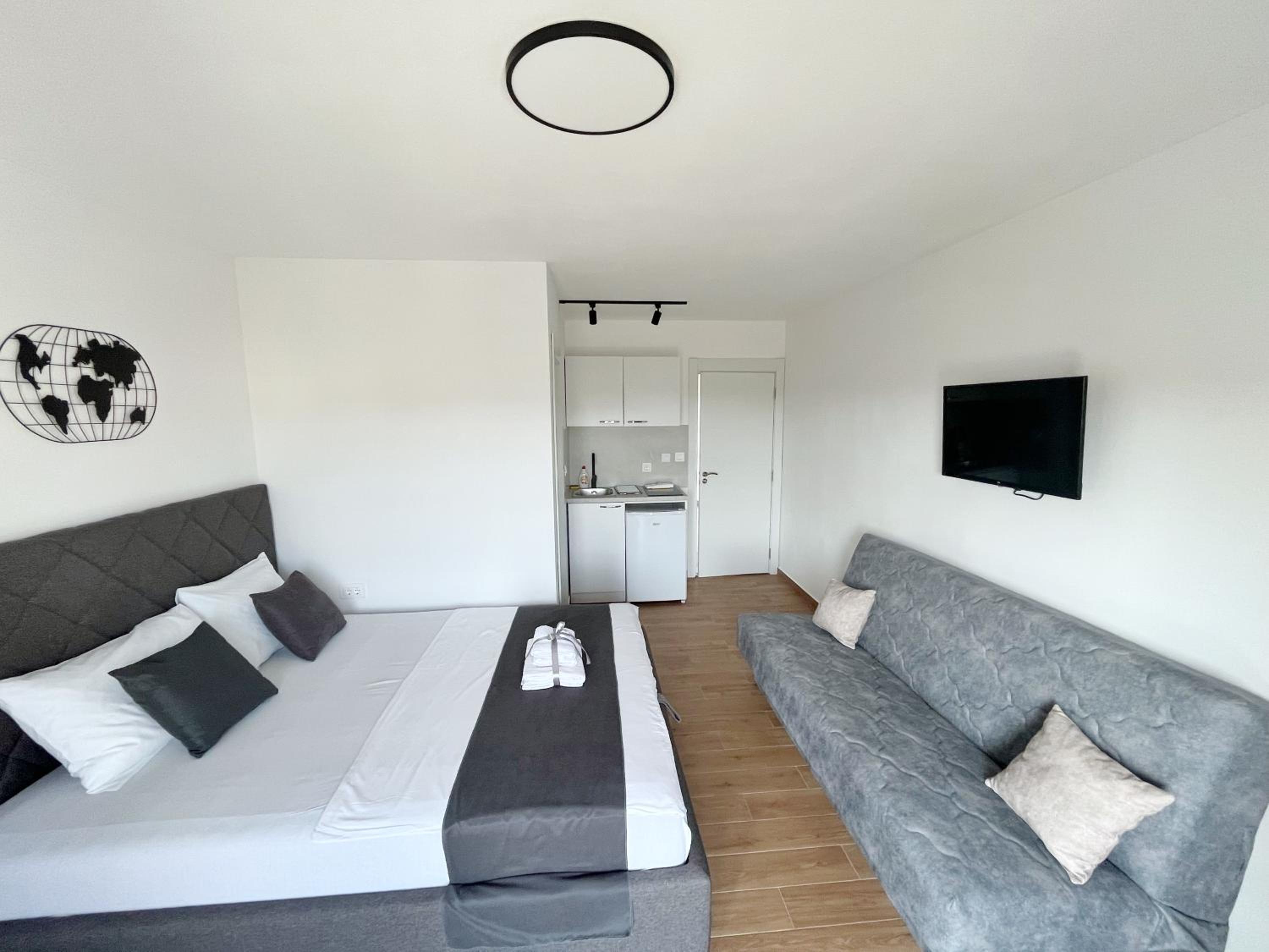 Lana apartmani