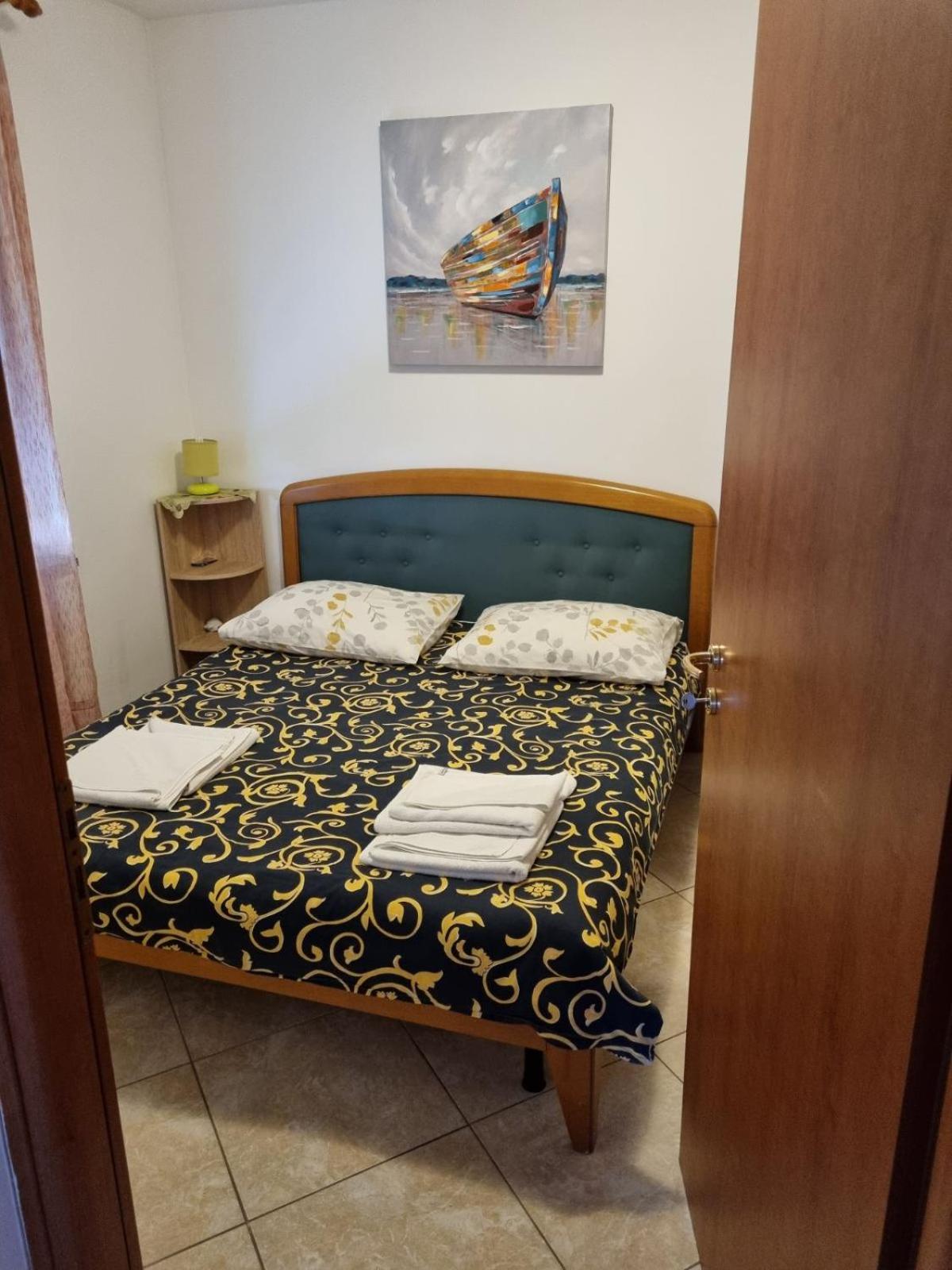 Lori Apartment