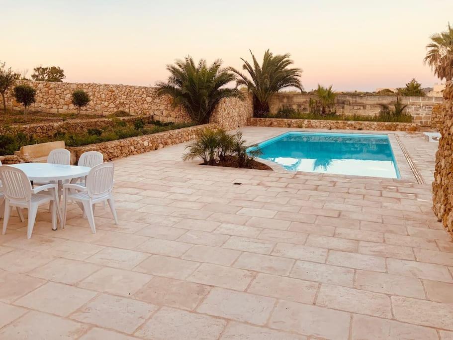 Farmhouse Villa with Large Pool and Garden in Gozo photo 4