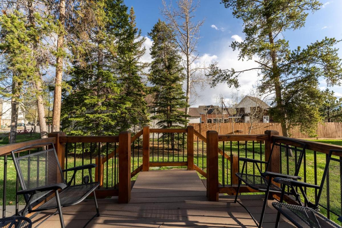 415 E La Bonte Street by Summit County Mountain Retreats view 5