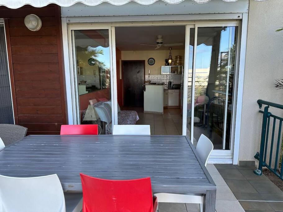 Appartement Margouillat sur la plage et lagon de La Saline
