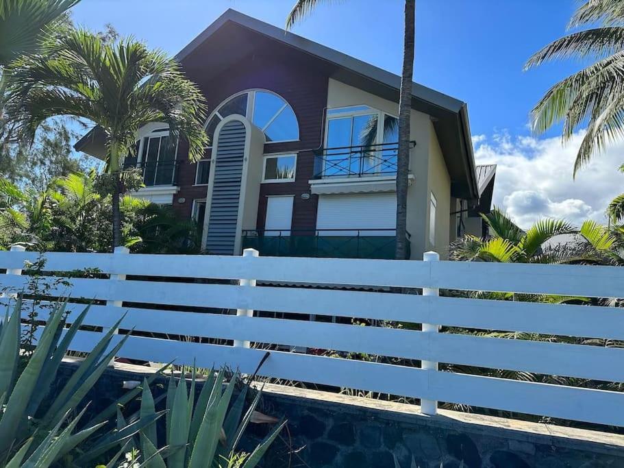 Appartement Margouillat sur la plage et lagon de La Saline