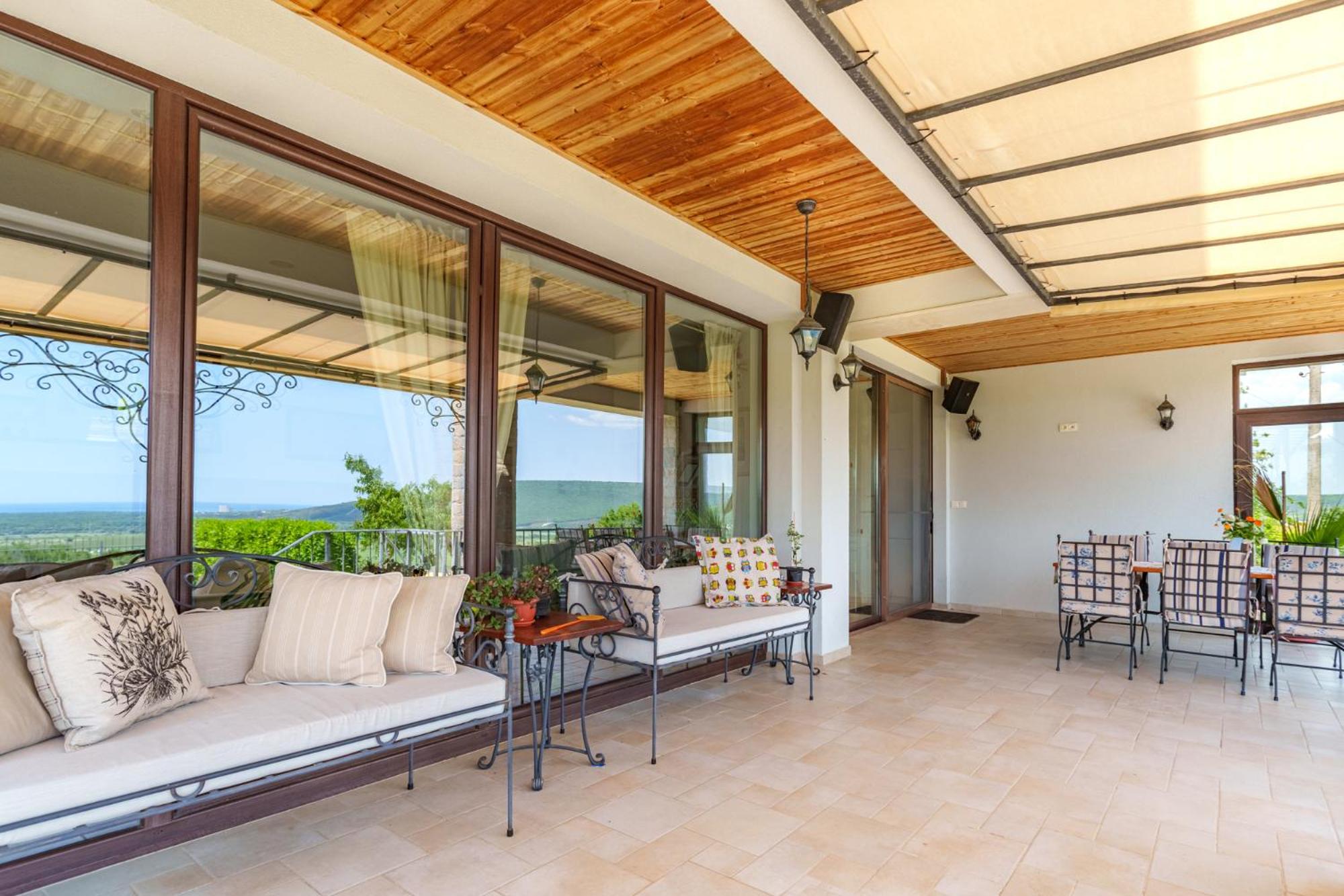 Villa Poemia- private villa with 4BD, pool and stunning sea view view 5