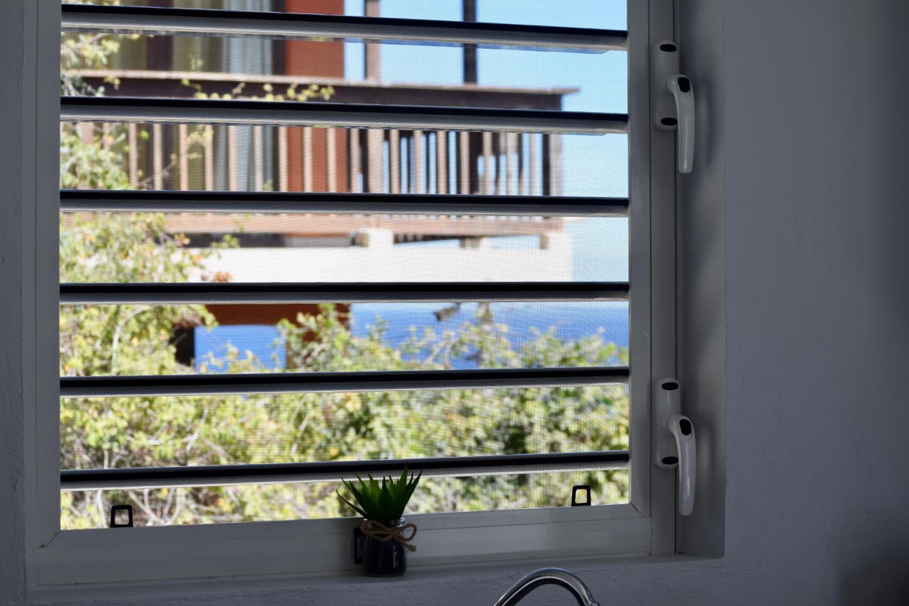 Westpunt Villa - Santirome 2BR House Near Turtle Beach