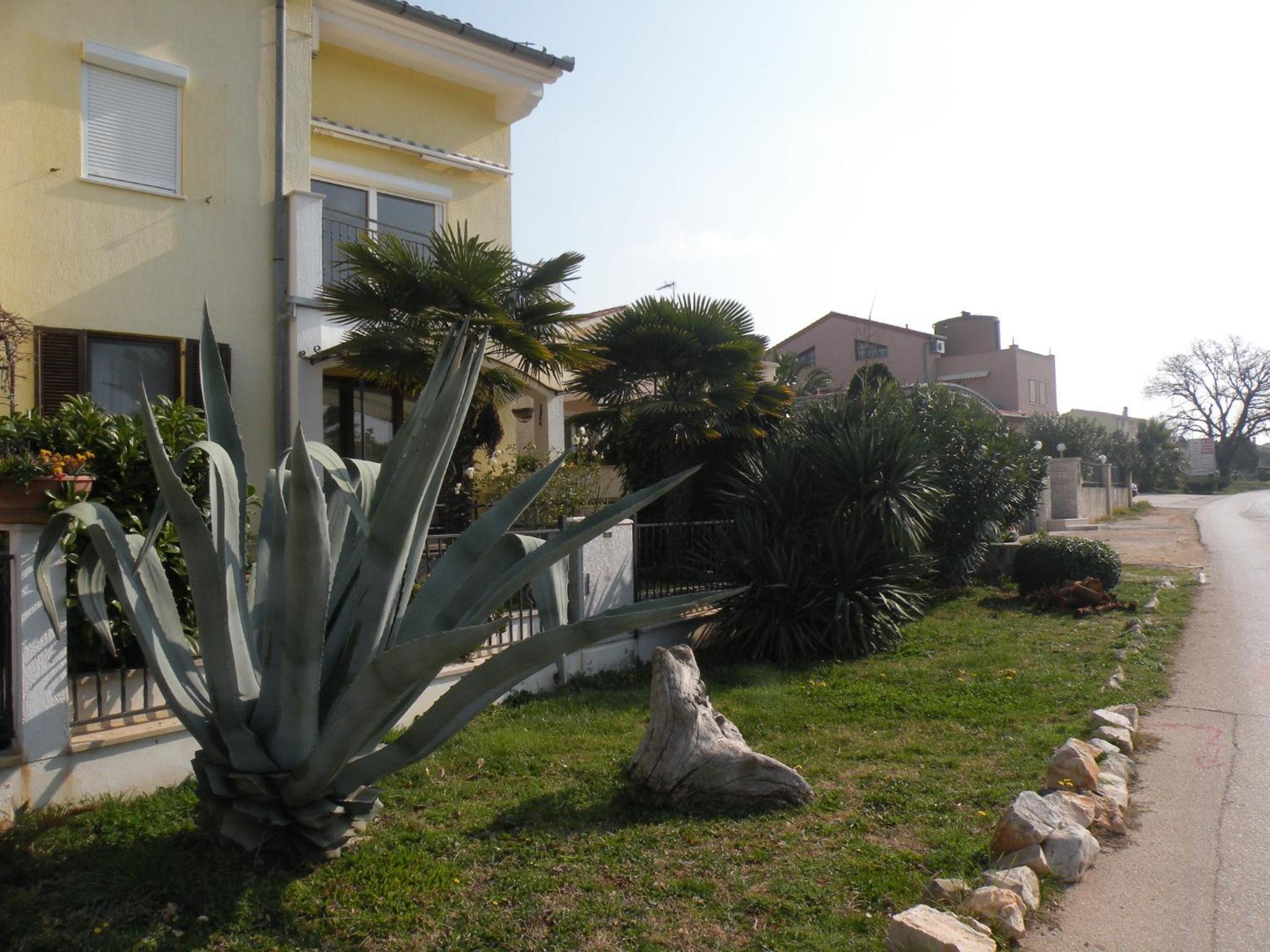 Sunset Apartment with a private yard at Medulin Riviera view 2
