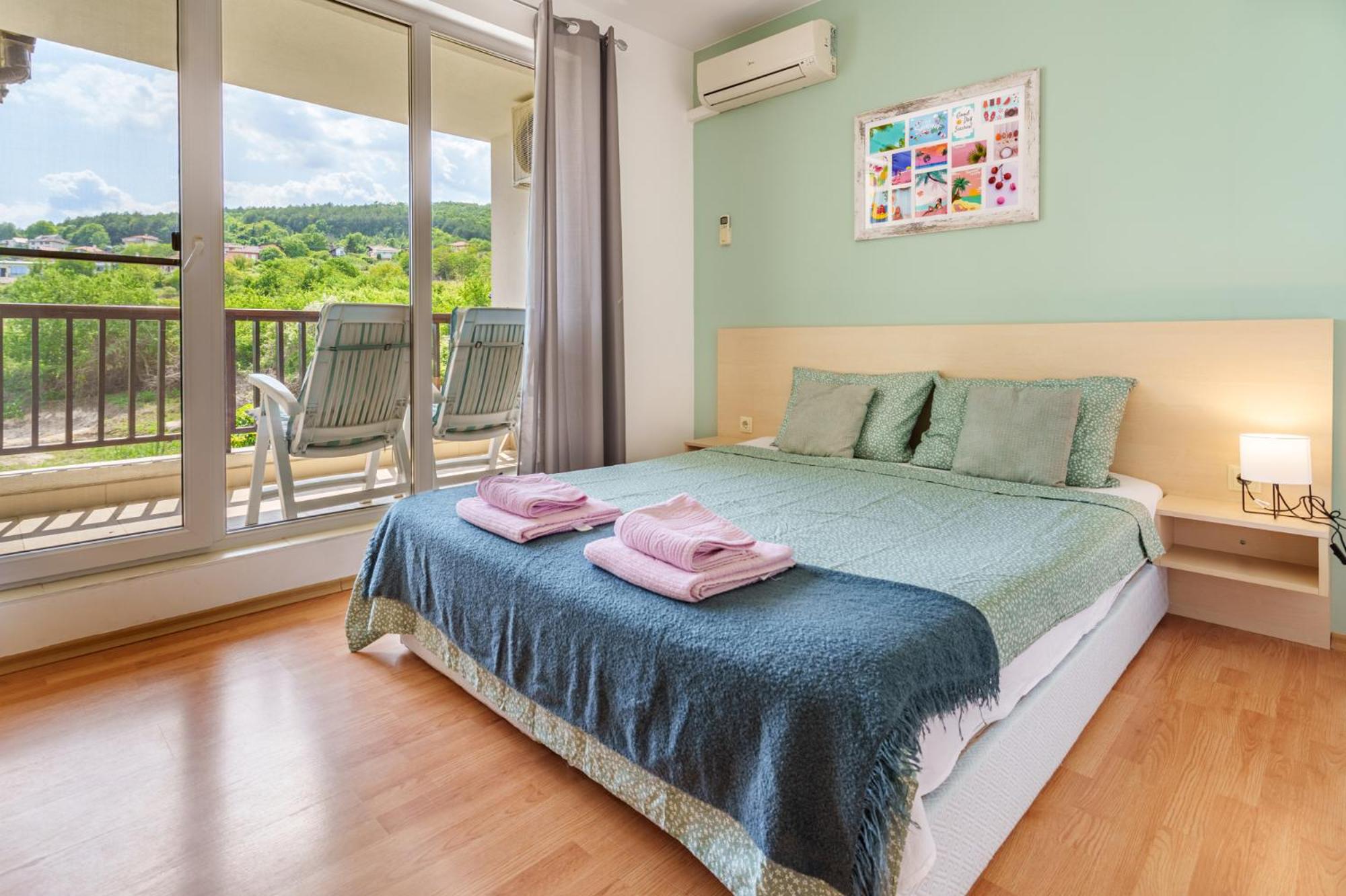 Villa Poesia, Harmony Hills Residence