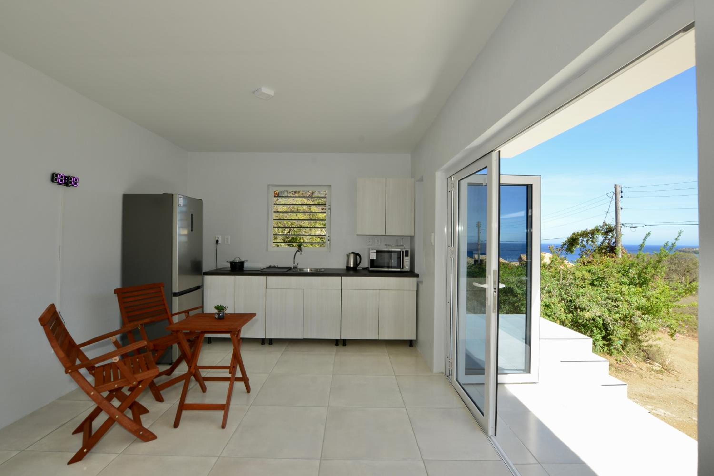 Westpunt Villa - Santirome 2BR House Near Turtle Beach