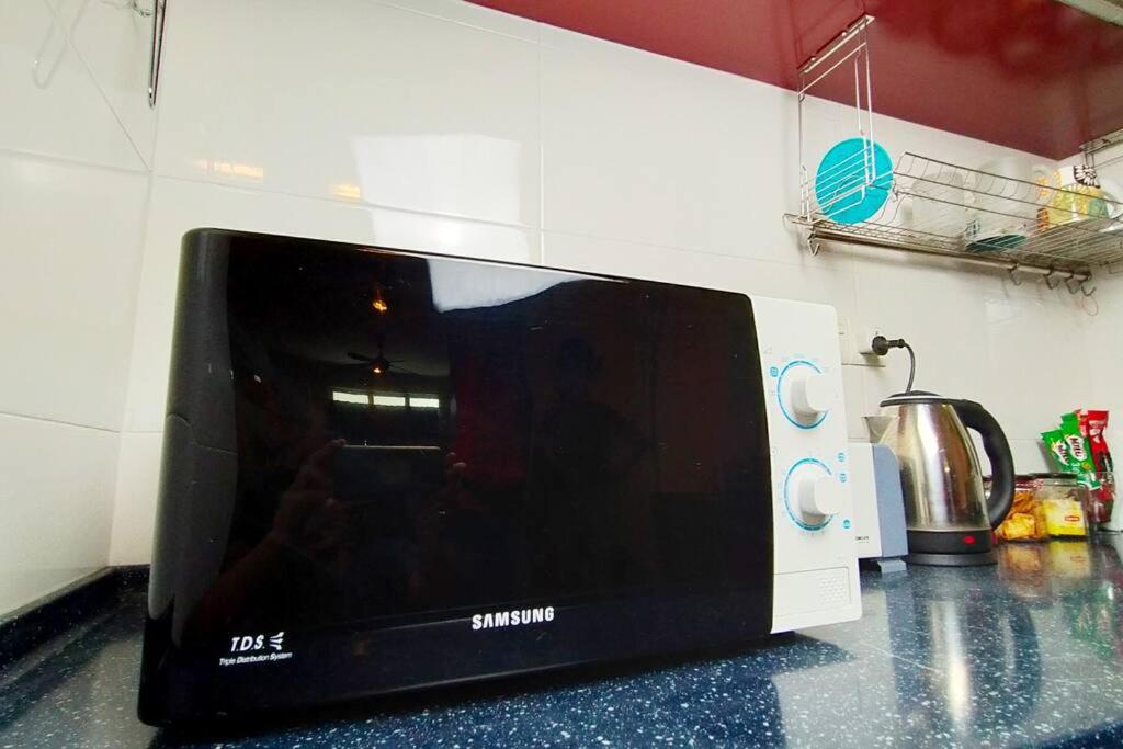 Apartment in central JB with sea view, city view, balcony, free WiFi and free parking