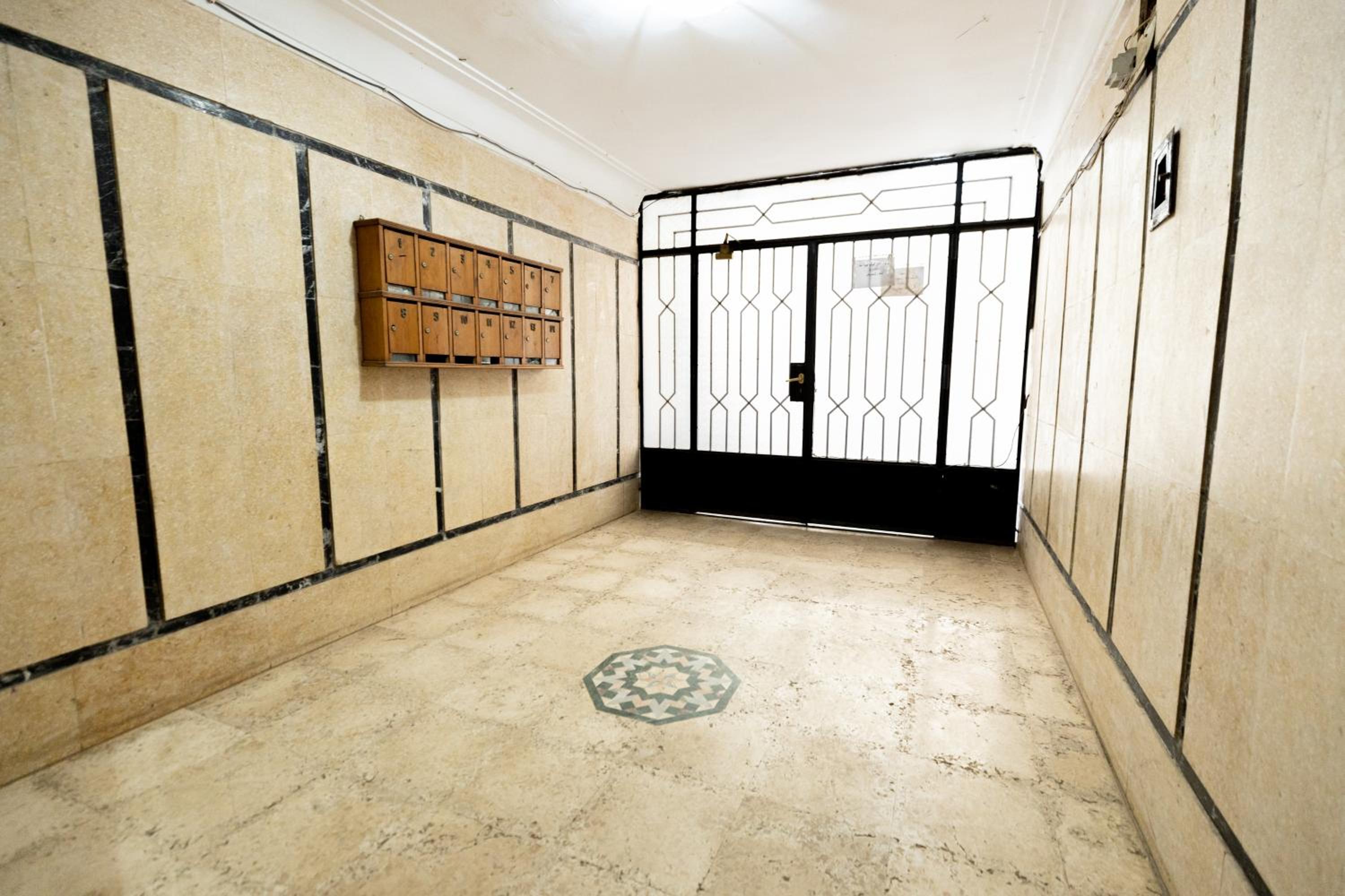 Lily Mint Spacious 3BR Apt in Maadi W-TV and WIFI