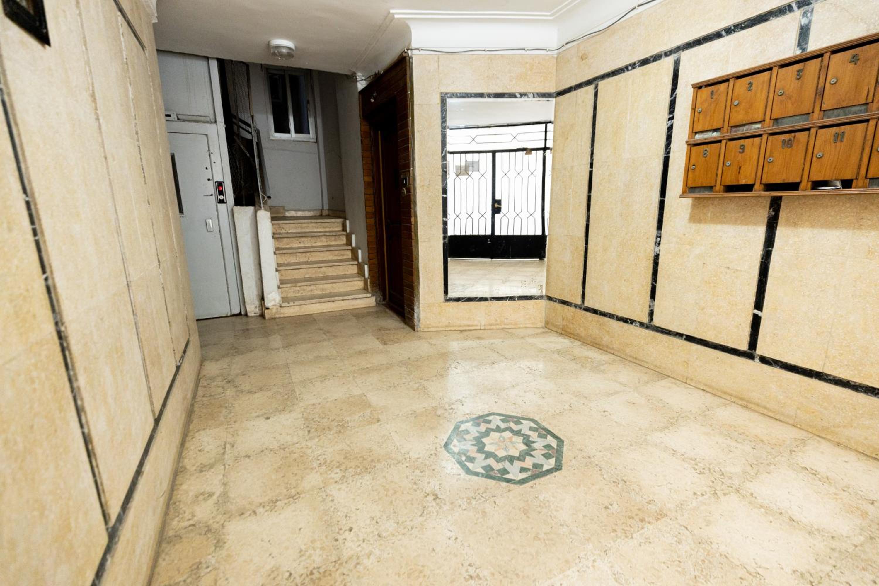 Lily Mint Spacious 3BR Apt in Maadi W-TV and WIFI