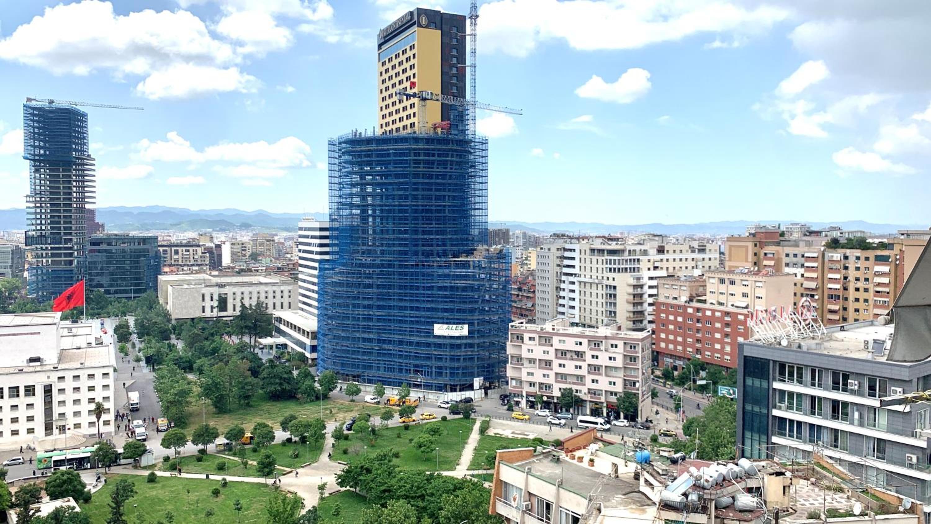 Tirana My Roots - NETI Museum Apartment Breathtaking View
