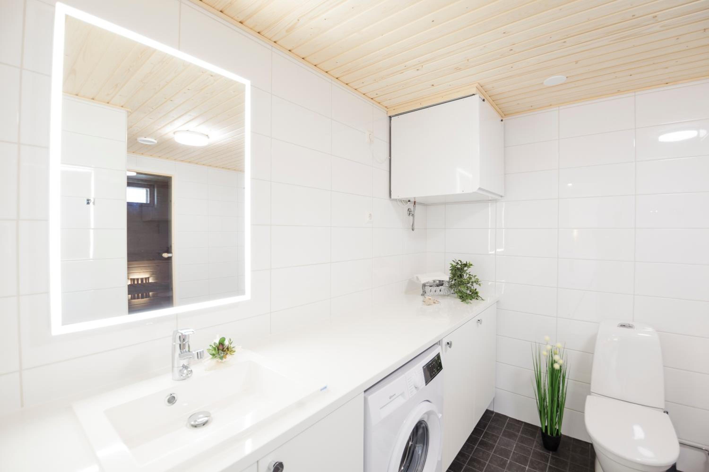 Apartment Tuomenkartano C4 iso huoneisto saunalla Kalajoki