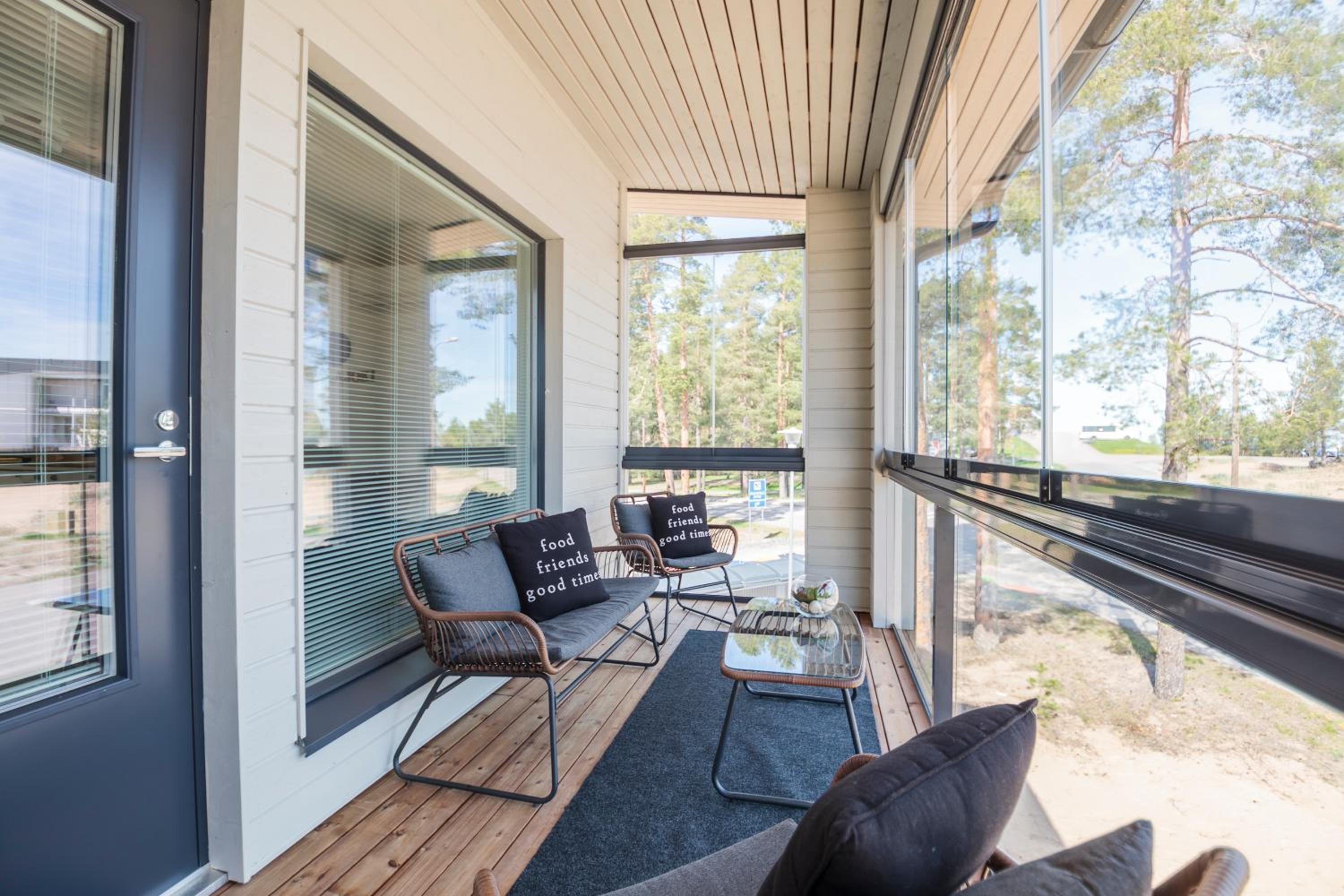 Apartment Tuomenkartano C4 iso huoneisto saunalla Kalajoki