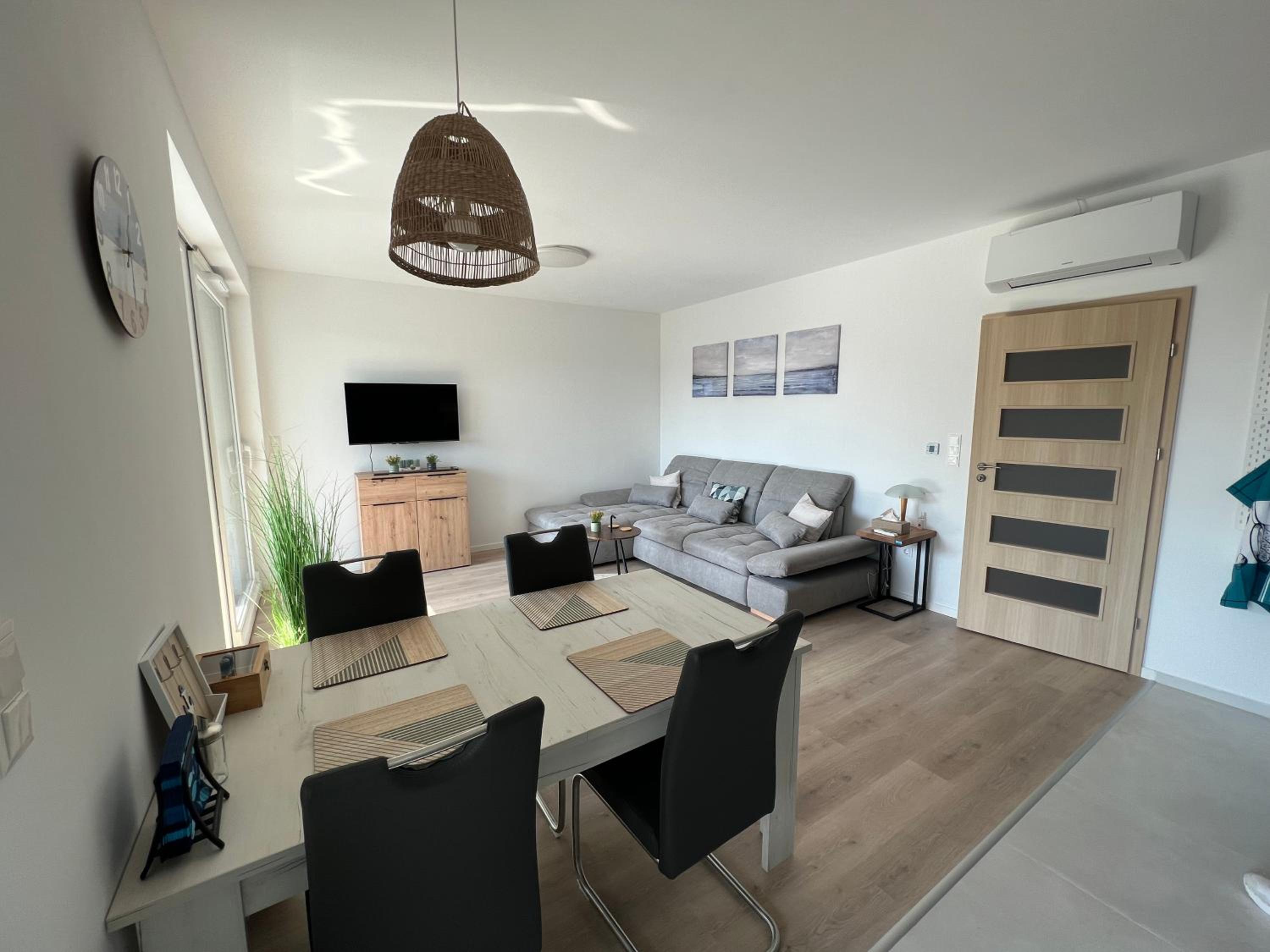 Mistral Helka Apartman view 2