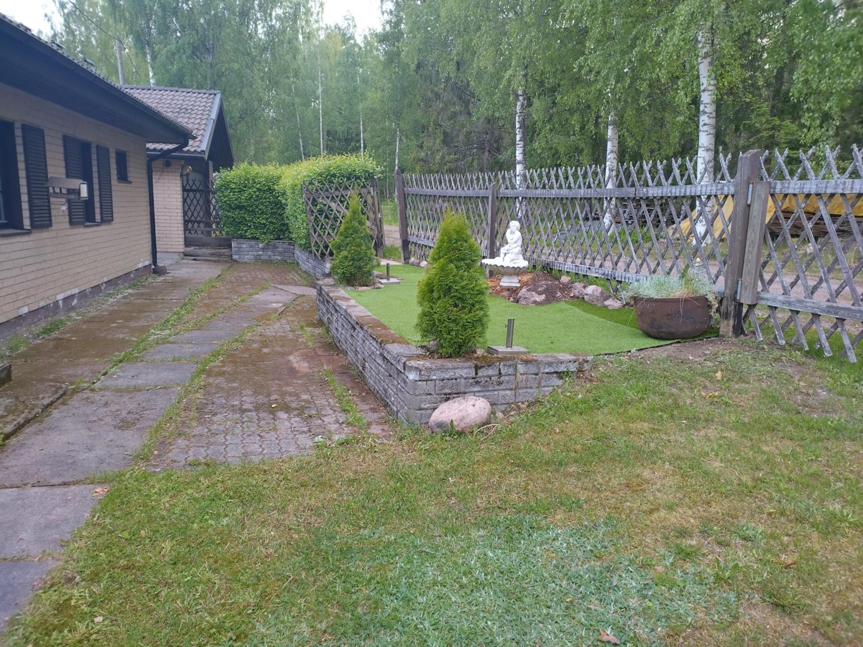 Photo 50