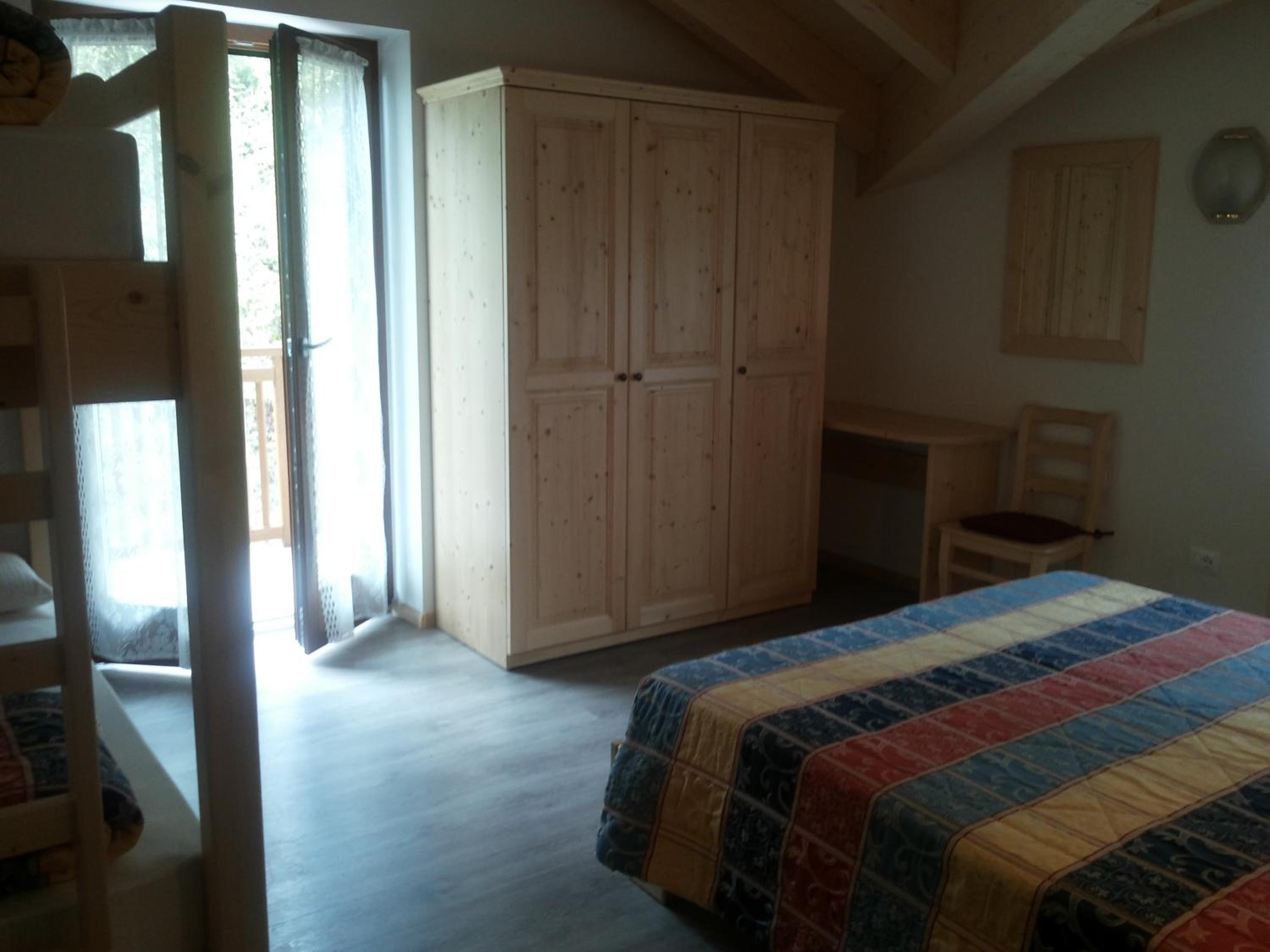 Photo 48