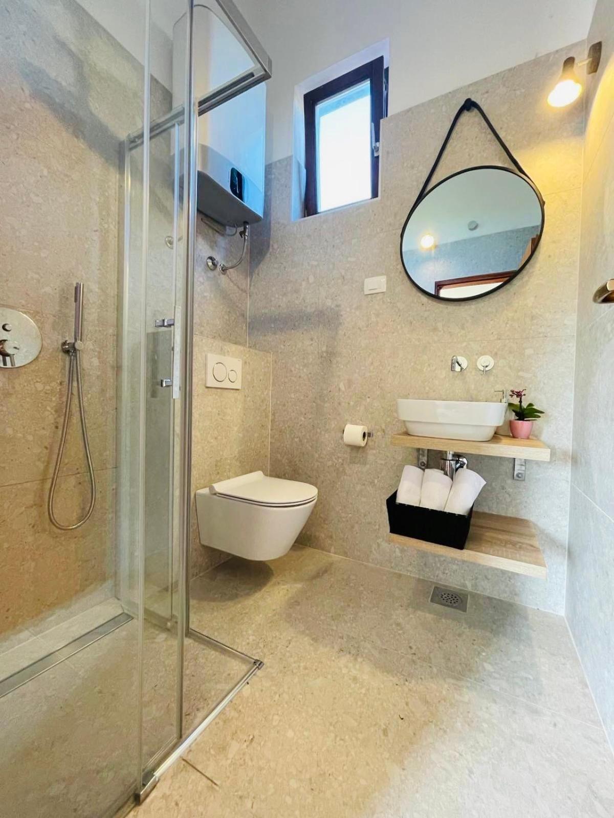 Apartmani Martina