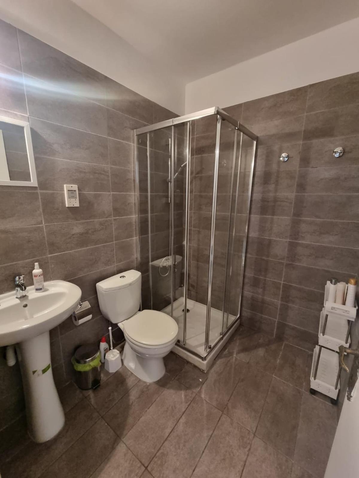 Theodoros Apt.79