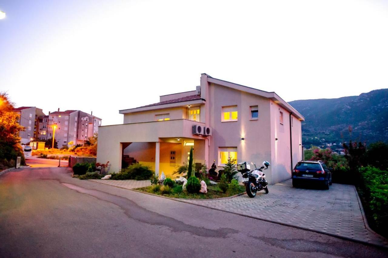 Villa Mir