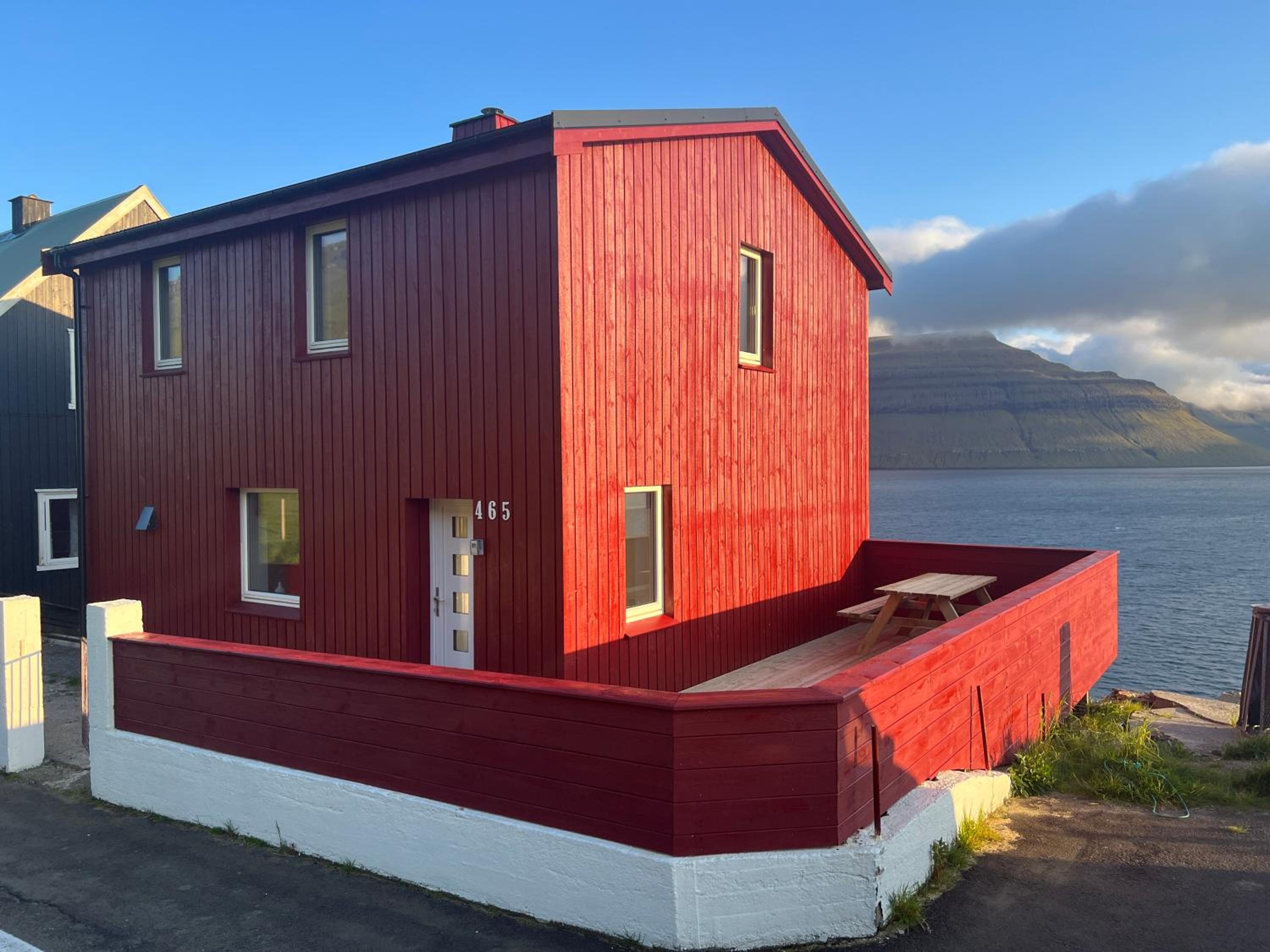 The Cozy red house with Amazing sea view view 2