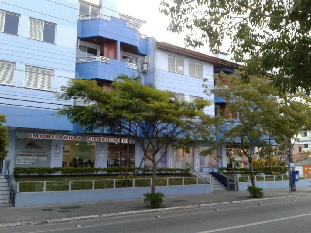 2 Apto na principal de canasvieiras