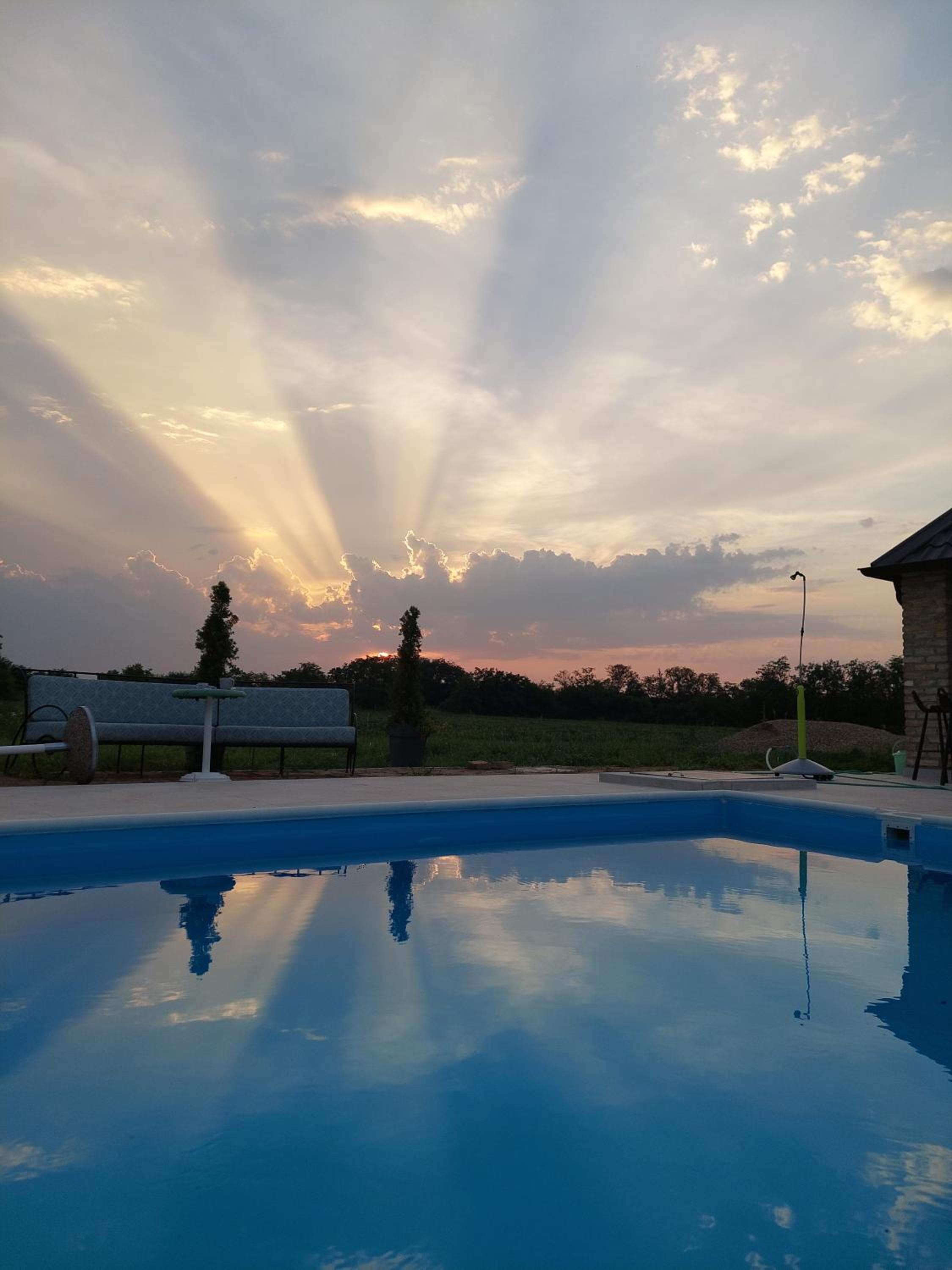 Imanje sa bazenom view 3