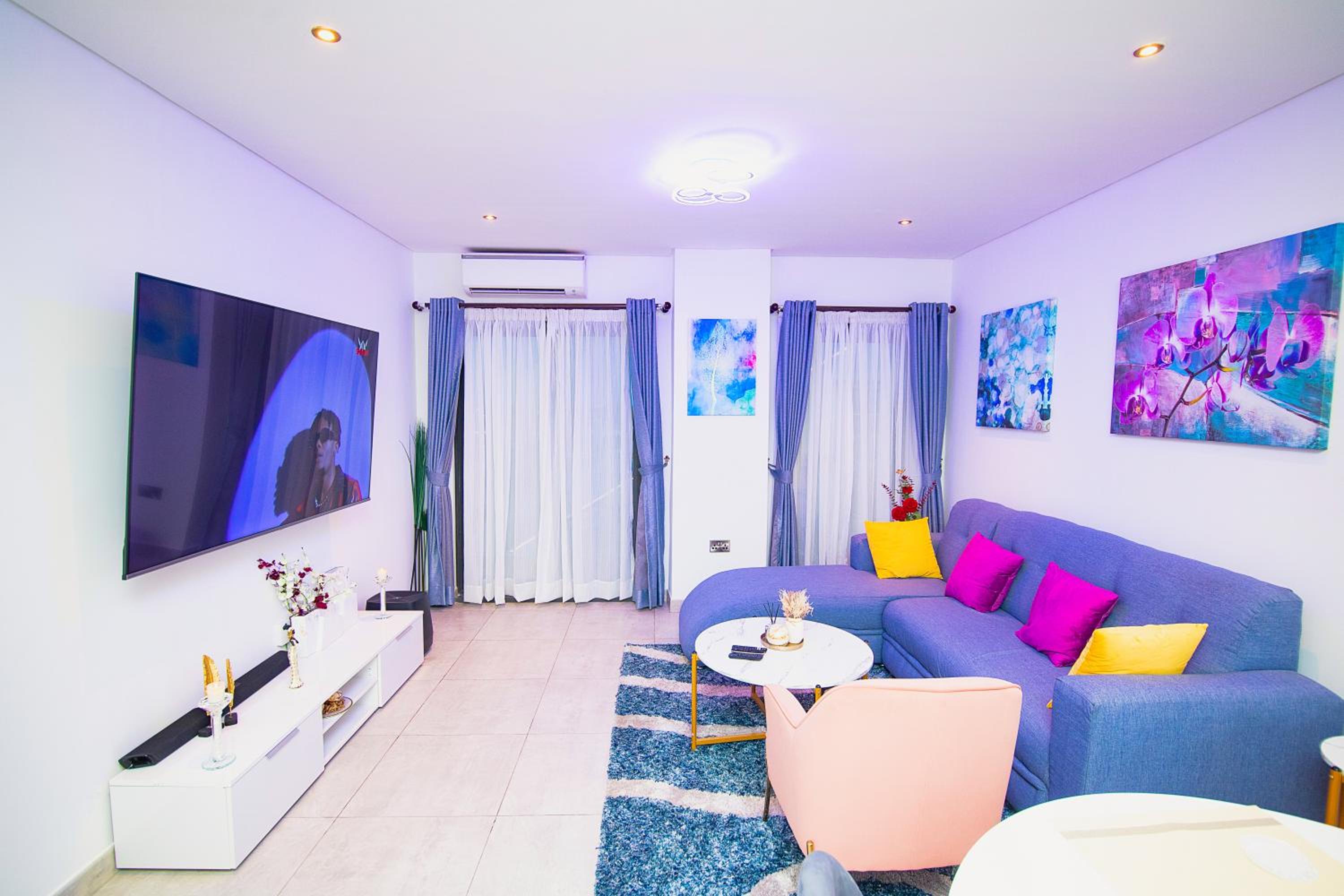 Piano and Gold at The Signature, Tetteh Quarshie view 5