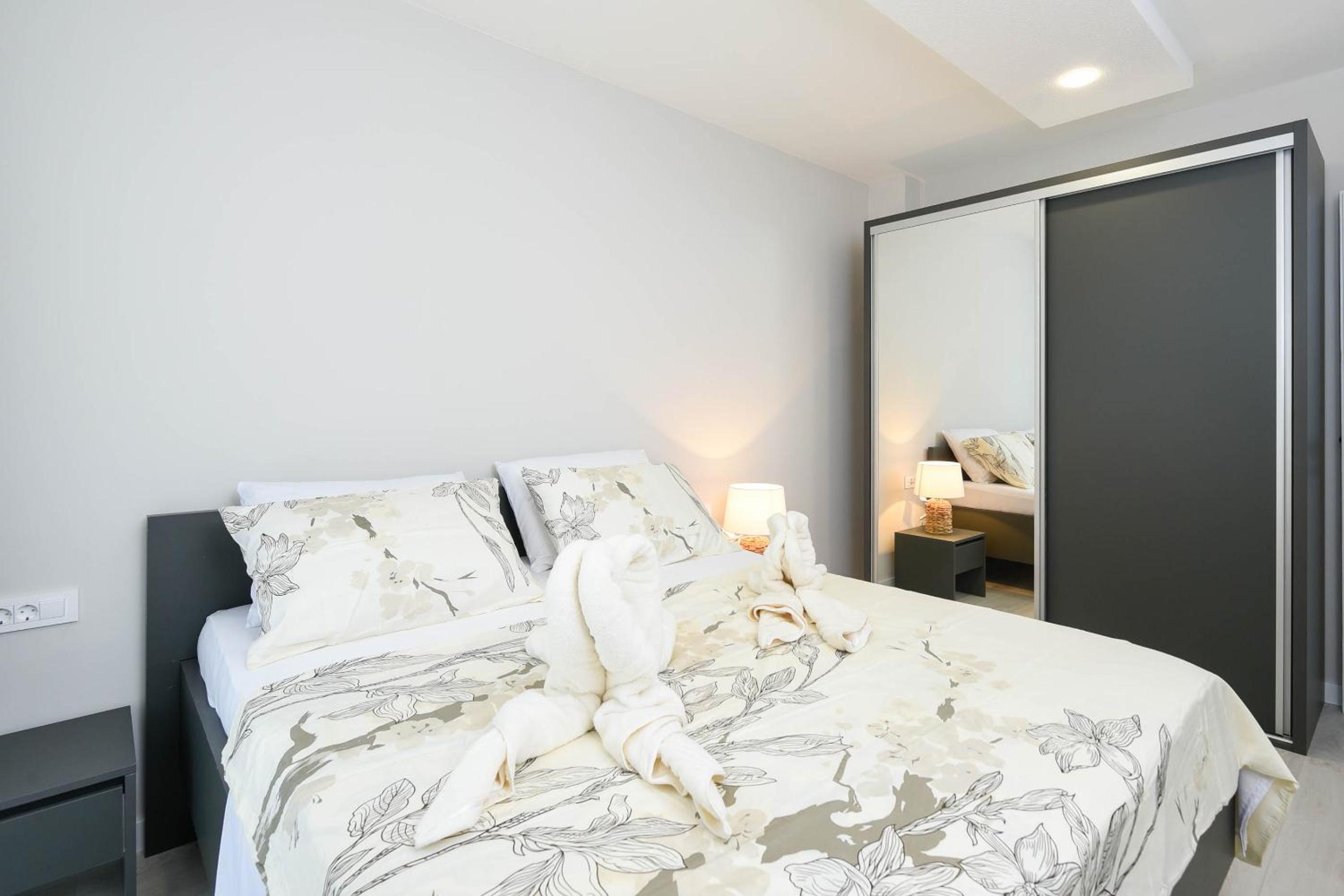 Photo 52