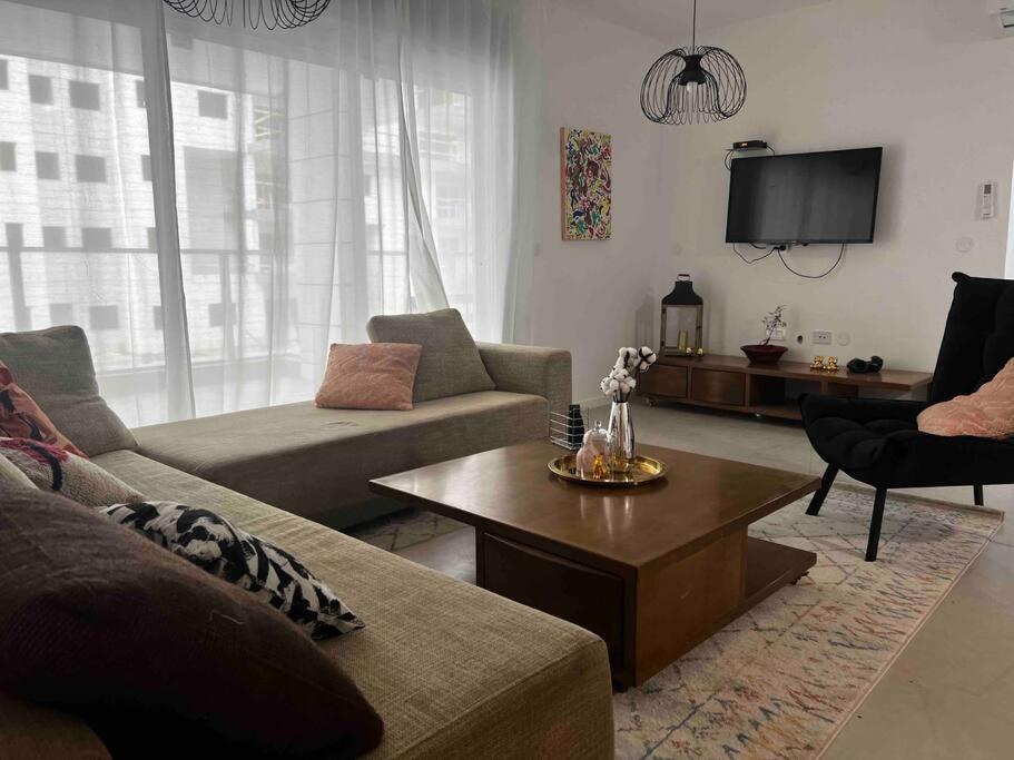 New apt with a big balcony at karmei gat, photo 39